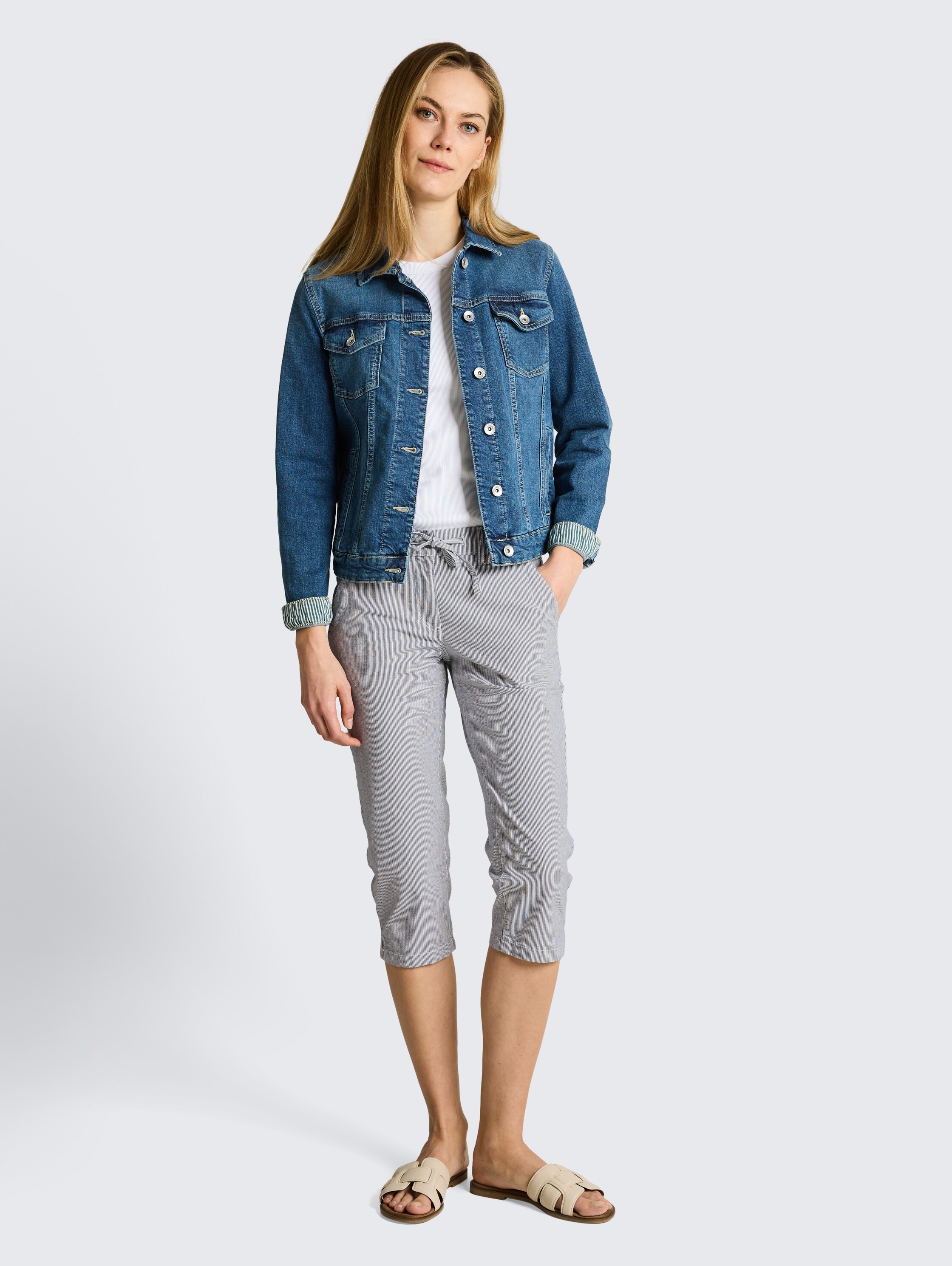 Tapered relaxed capri trousers with drawstring - delicate_navy_white_stripe - 