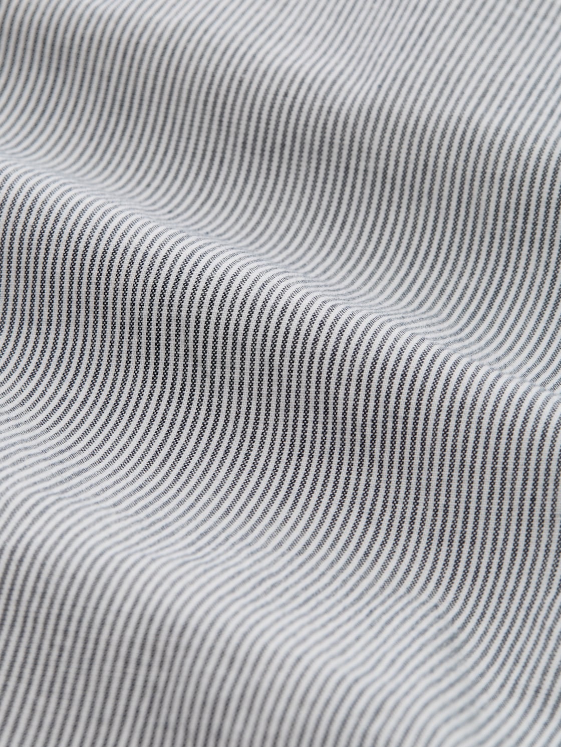 Tapered Relaxed Capri Hose mit Kordelzug - delicate navy white stripe - Material-Ansicht