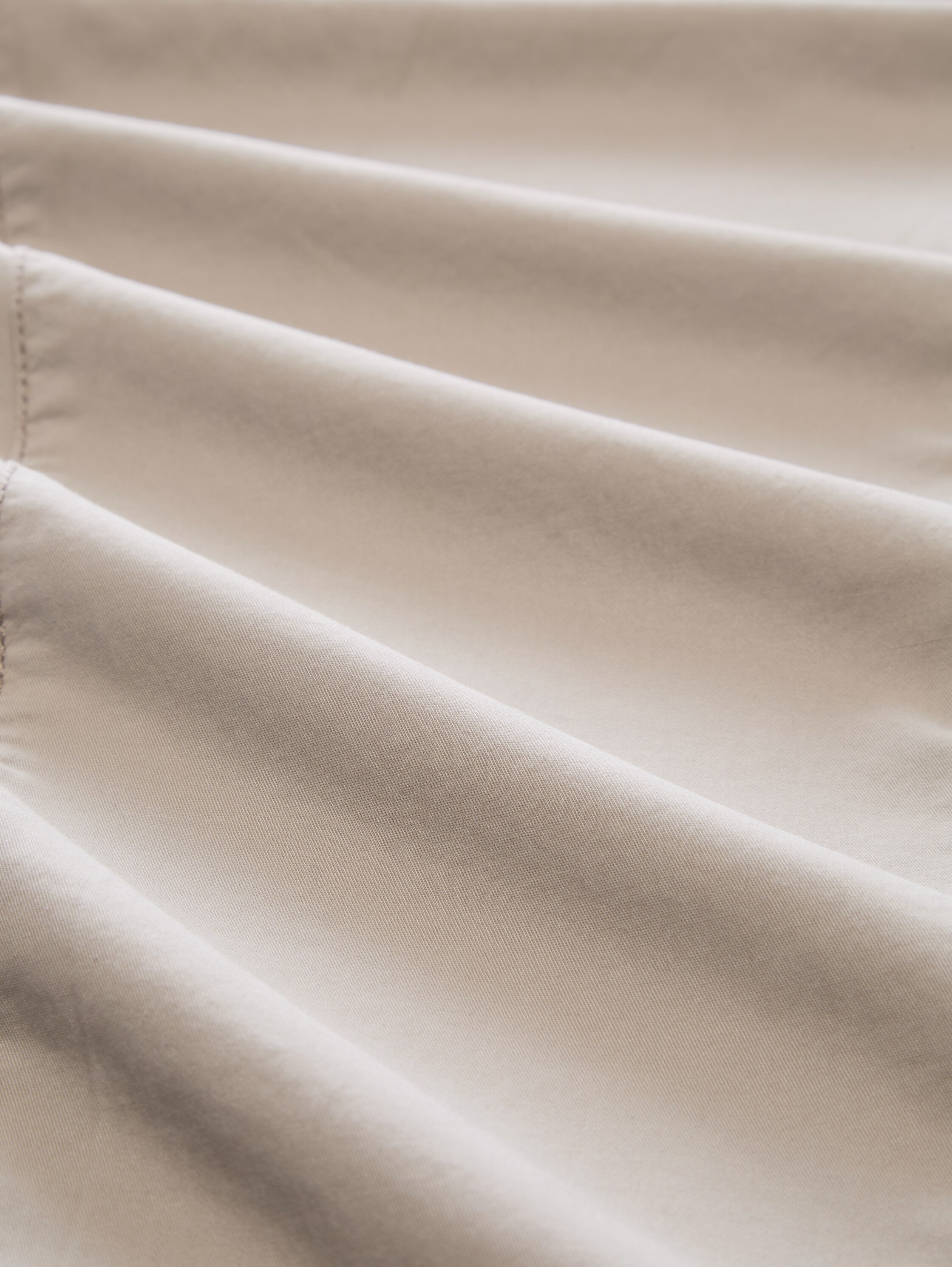 Slim chino broek met riem - soft taupe grey - Materiaalweergave