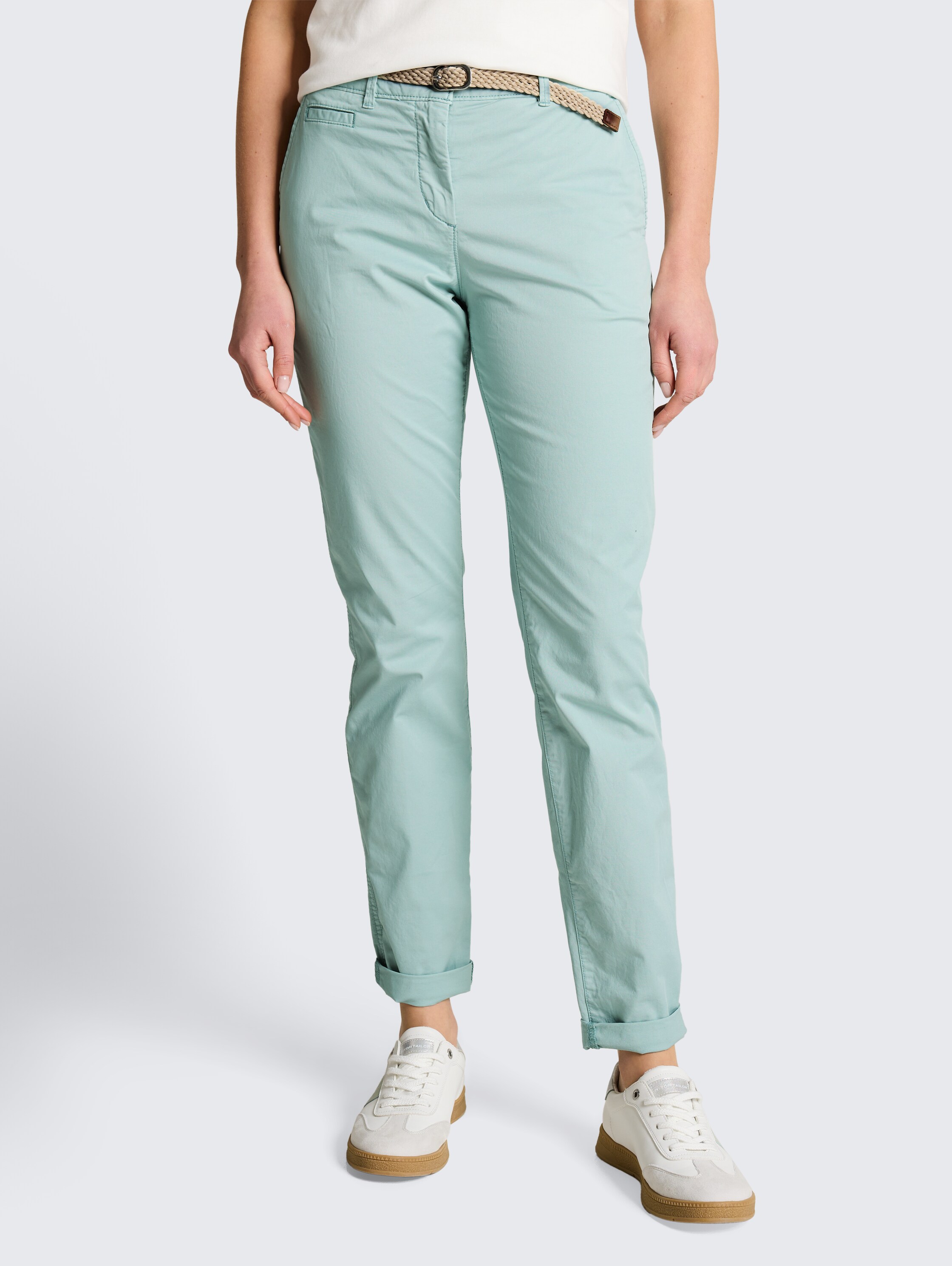 Slim chino trousers with belt - blue haze - Neckline model front view