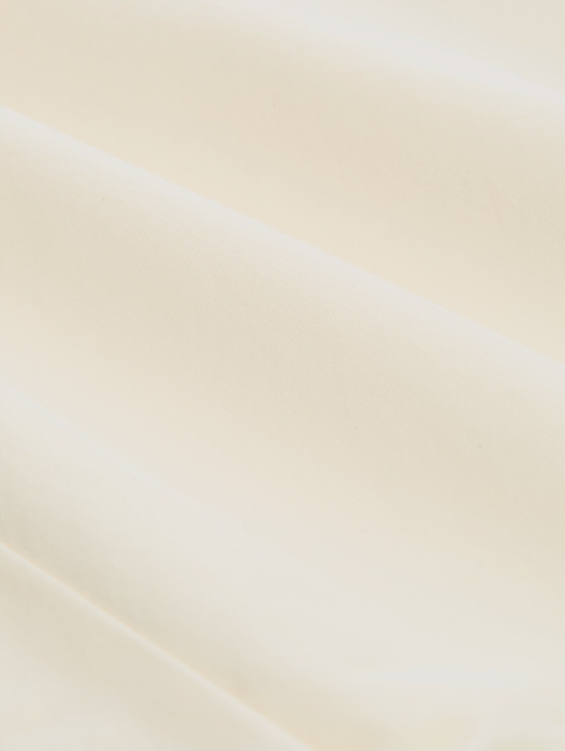 Chino Bermuda Shorts mit Gürtel - Dove White - Material-Ansicht