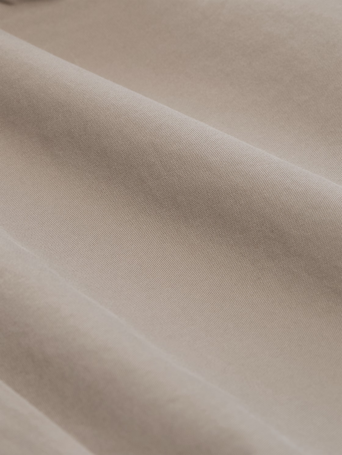 Chino Bermuda Shorts mit Gürtel - soft taupe grey - Material-Ansicht