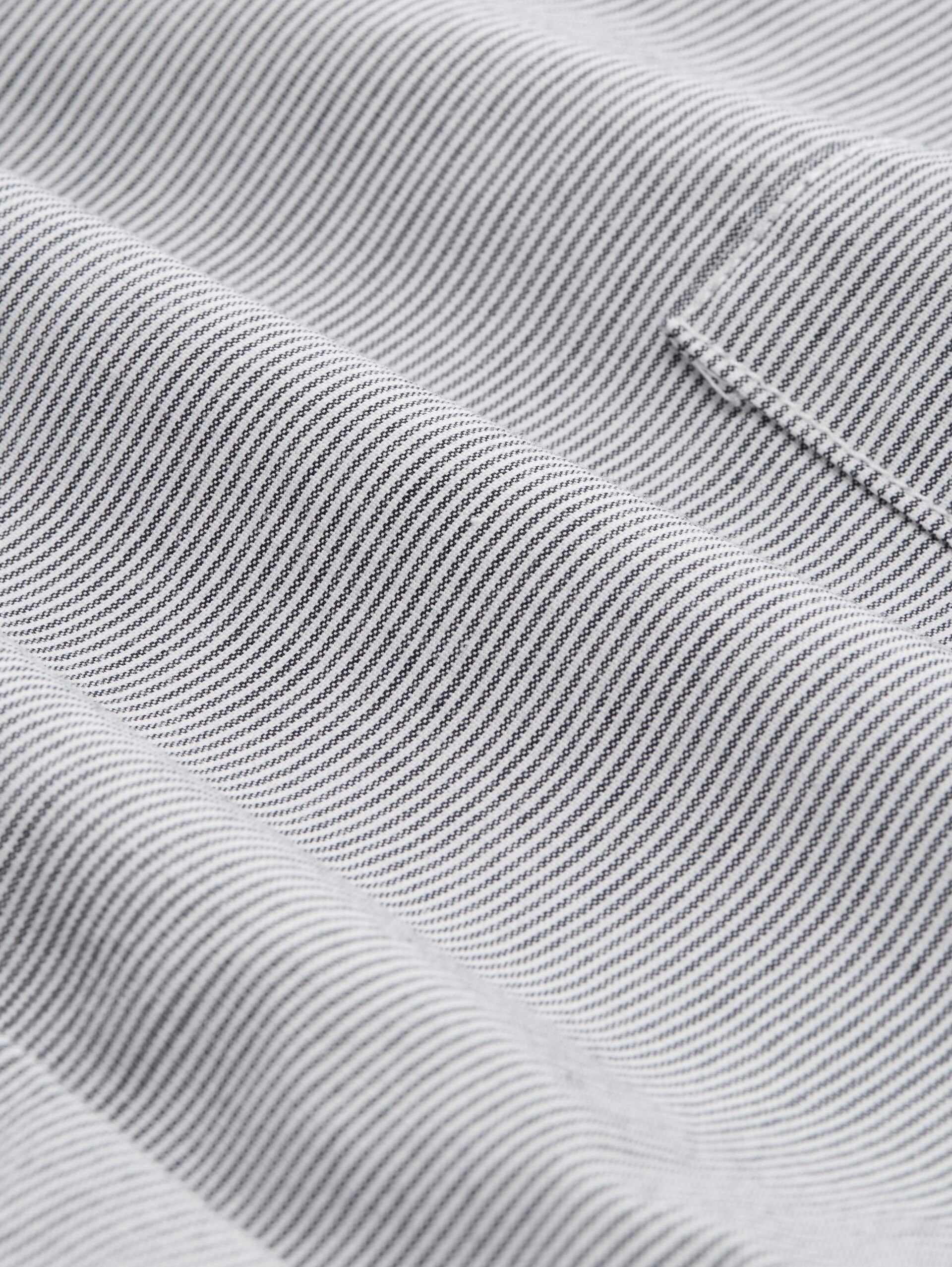 Chino-bermuda met trekkoord - delicate navy white stripe - Materiaalweergave