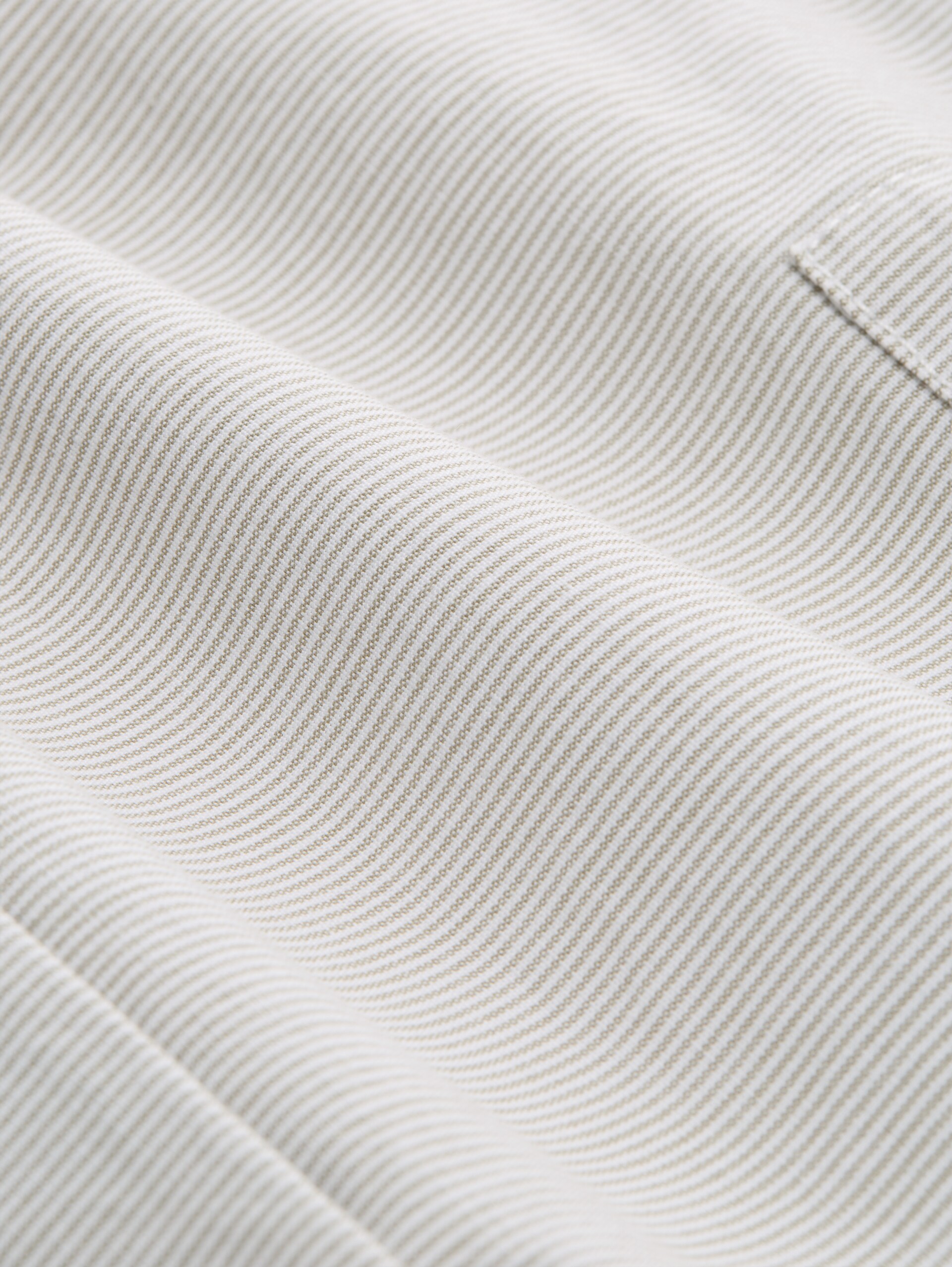 Chino-bermuda met trekkoord - delicate olive white stripe - Materiaalweergave