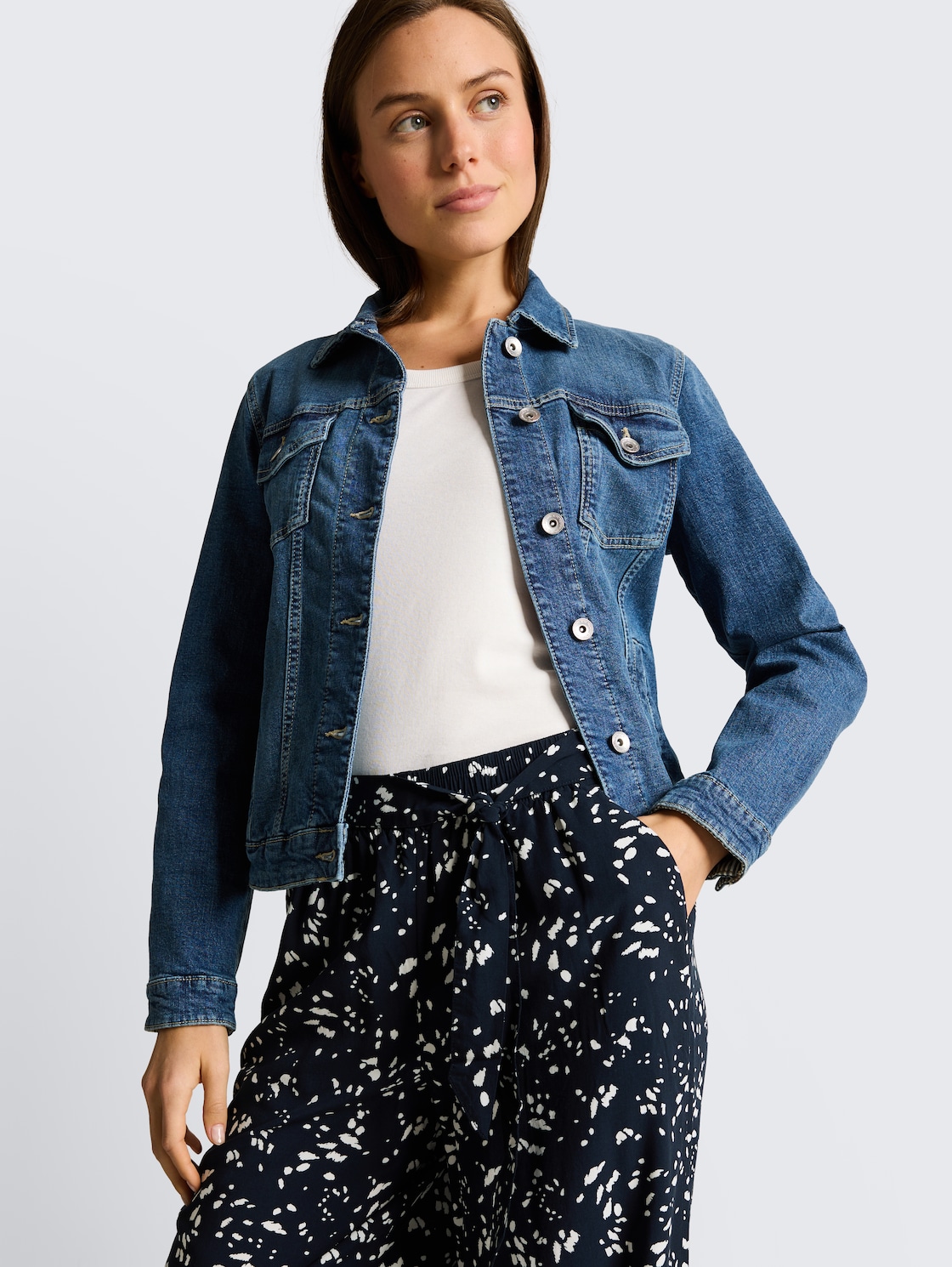 Loose Fit Palazzo Hose mit Muster - navy dot - Detail-Model-Ansicht