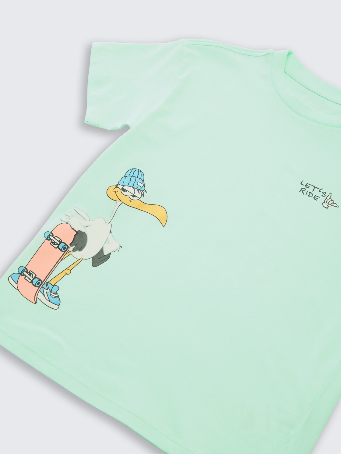 Oversize T-Shirt mit Rückenprint - light bay green - Detail-Model-Ansicht