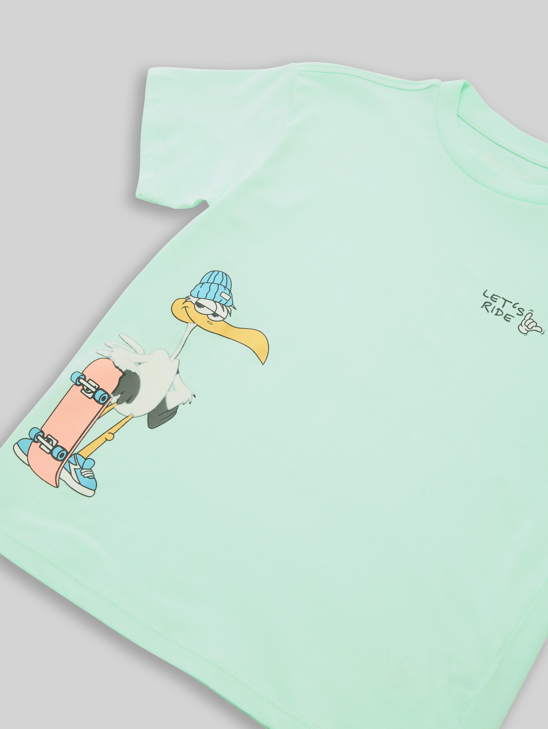 Oversize T-Shirt mit Rückenprint - light bay green - Detail-Model-Ansicht