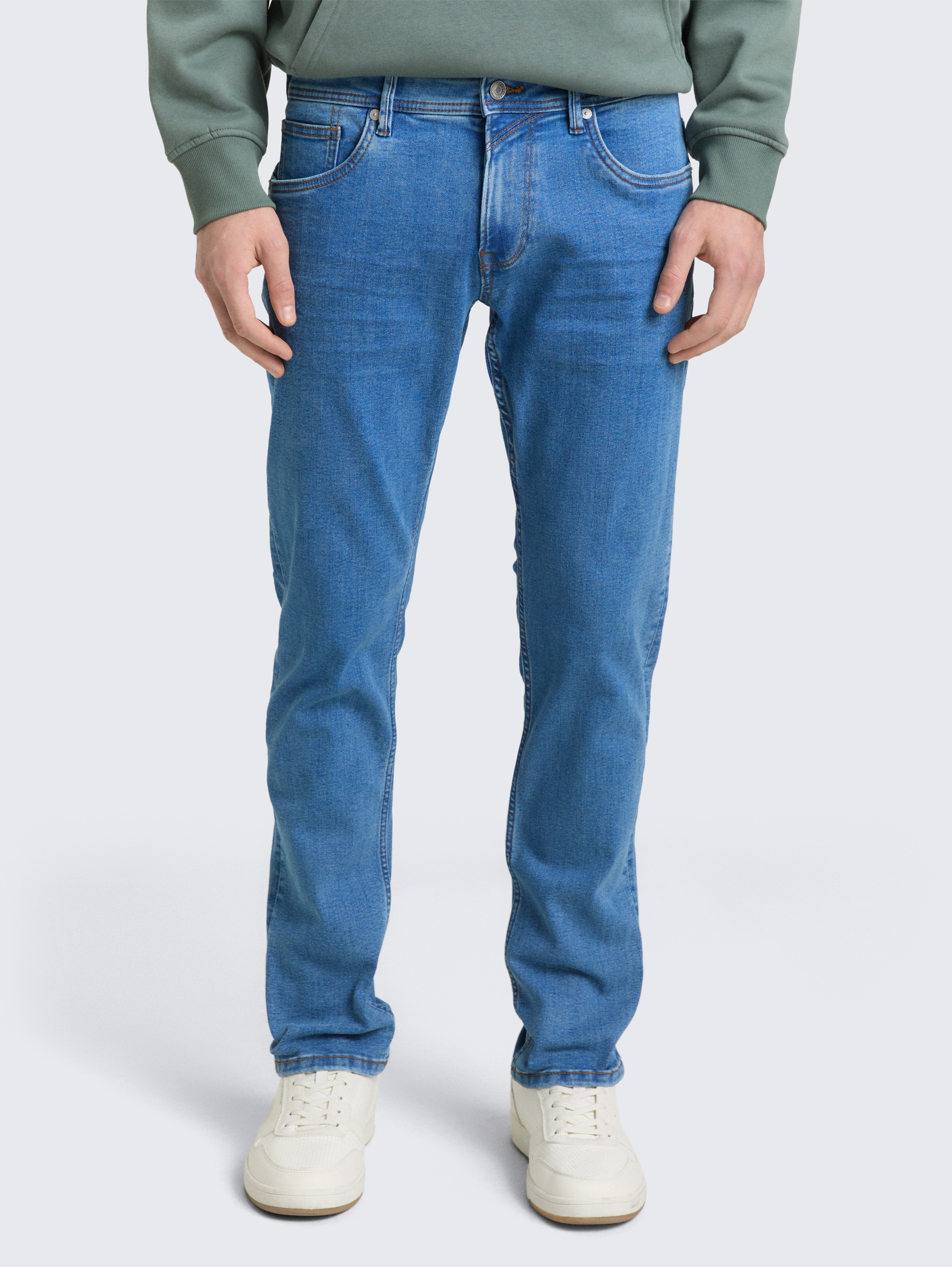 TTAEDAN STRAIGHT Jeans mit Stretch von Denim Male, bright blue denim