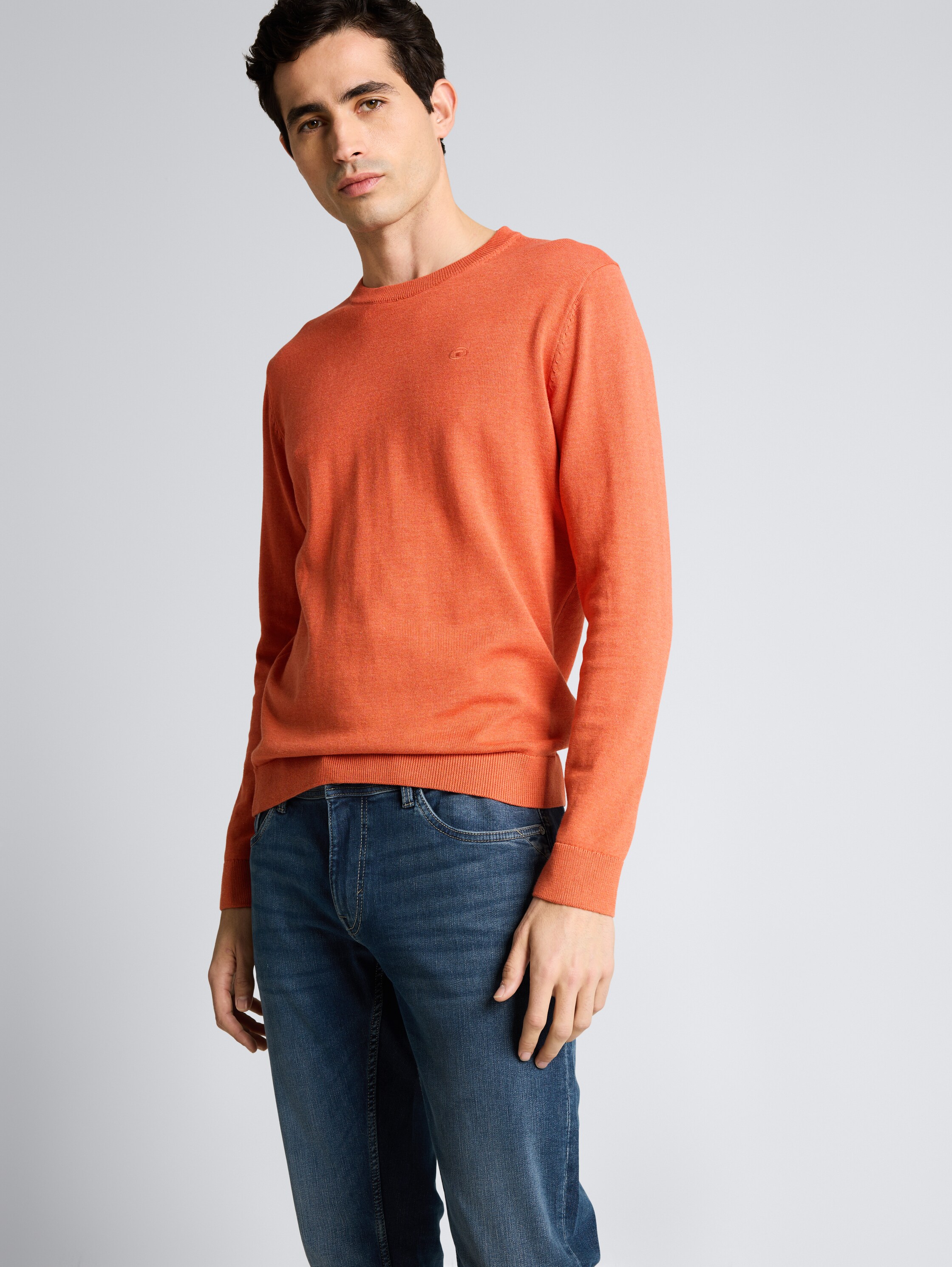 TTCURT TAPERED Jeans mit Superstretch - Used Dark Stone Blue Denim - Detail-Model-Ansicht