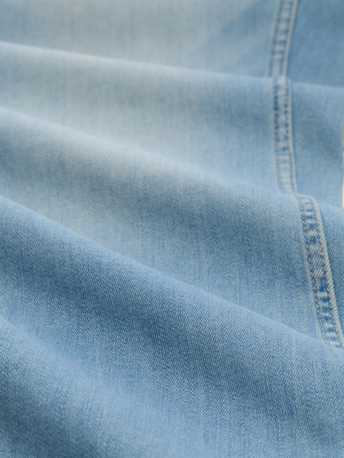 TTCURT TAPERED Jeans mit Superstretch - Light Stone Blue Denim - Material-Ansicht