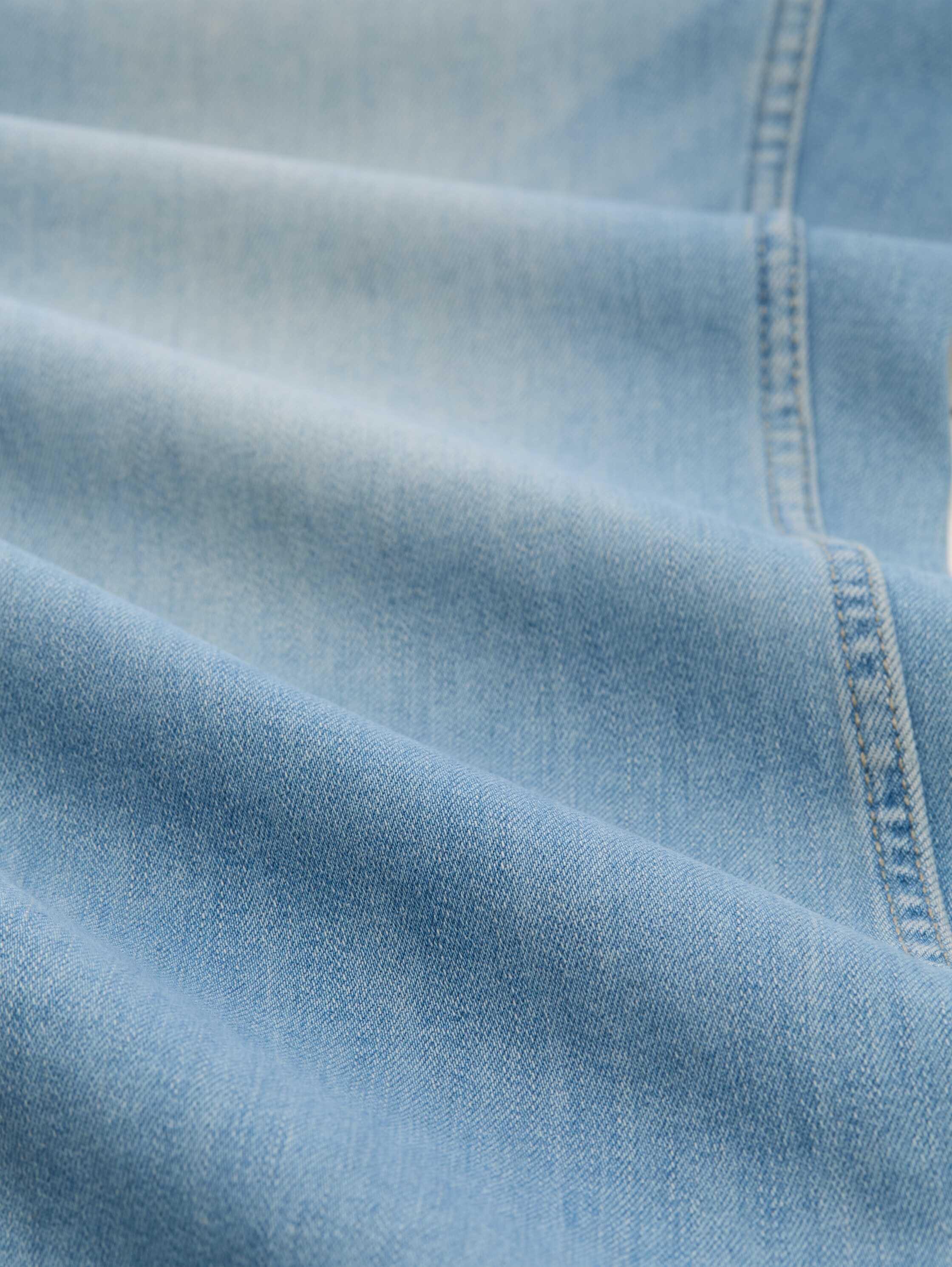 TTCURT TAPERED Jeans mit Superstretch - Light Stone Blue Denim - Material-Ansicht