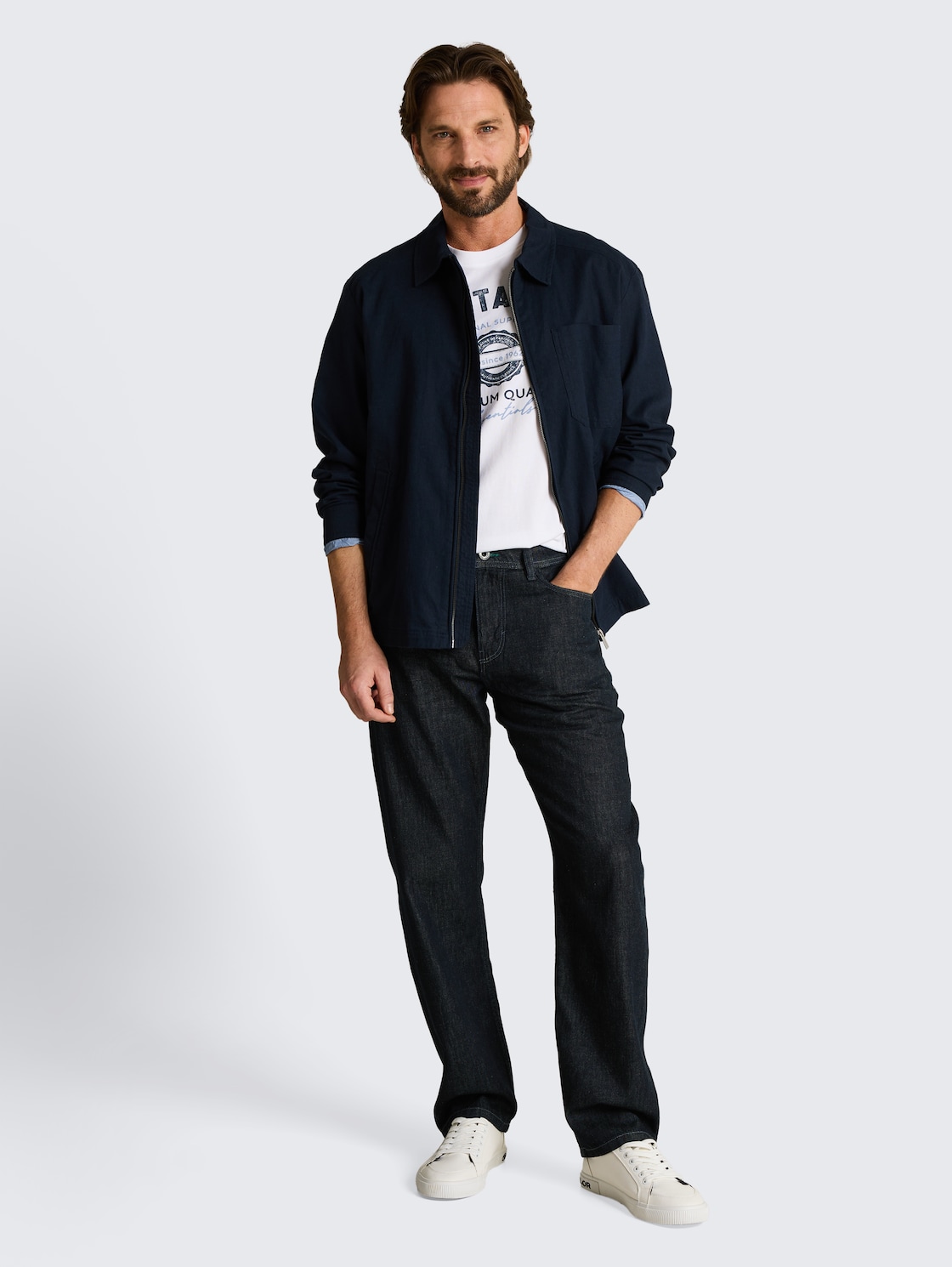 TTMORRIS RELAXED Jeans - Rinsed Blue Denim - Model-Vorderansicht