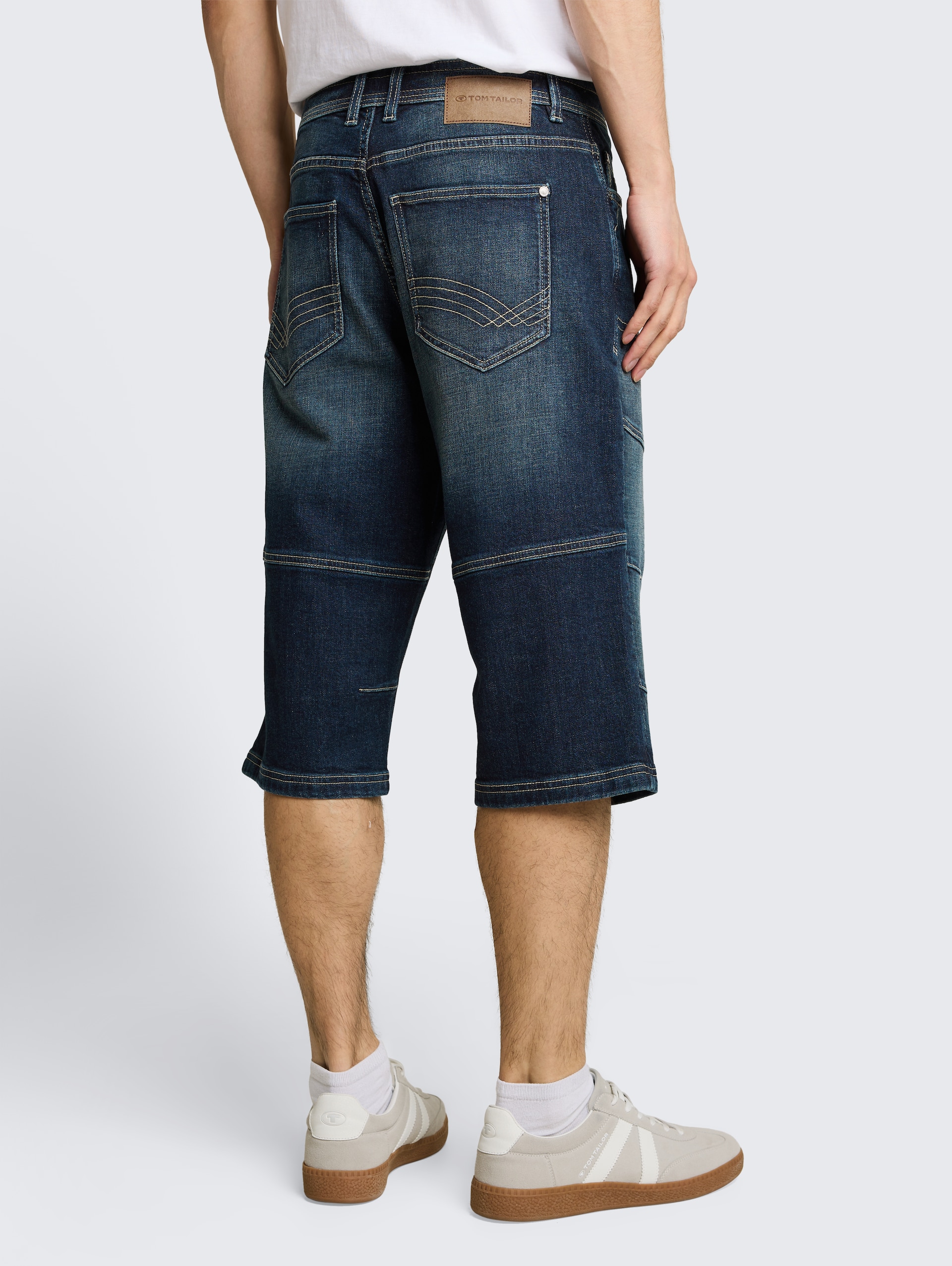 TTMORRIS RELAXED Short en jean au-dessus du genou avec stretch - vintage used dark stone blue - Découpe Vue arrière du modèle
