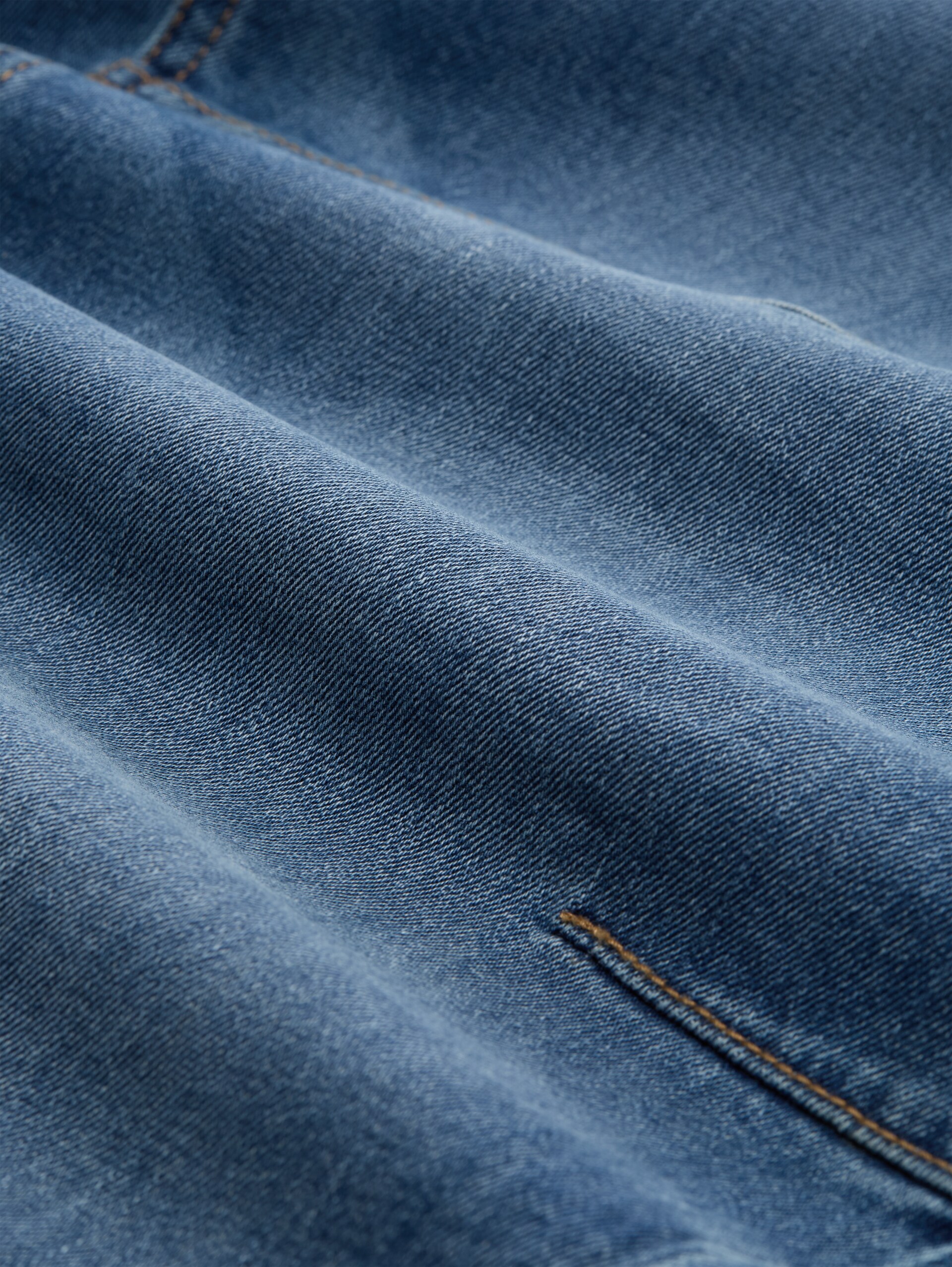 TTMORRIS RELAXED Short en jean au-dessus du genou avec stretch - mid stone bright blue denim - Vue de la matière