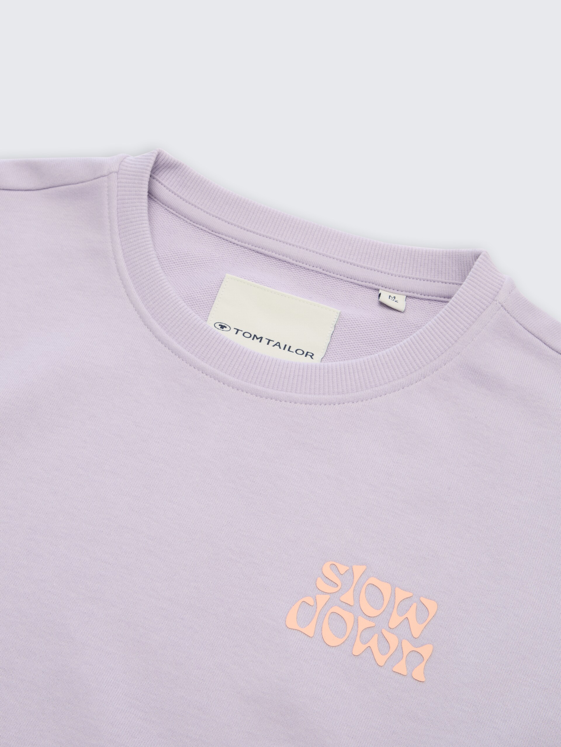 Cropped Sweatshirt mit Bindeschleife - cool lilac - Detail-Model-Ansicht
