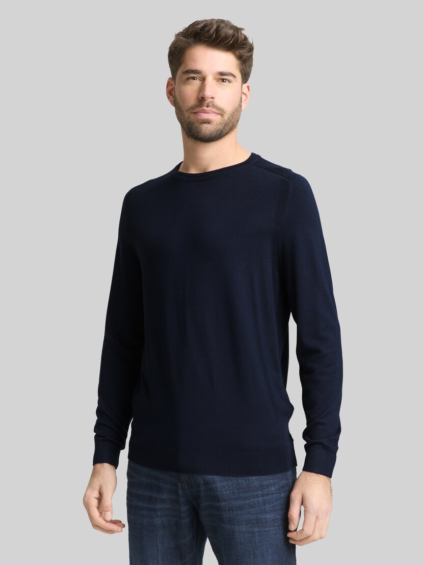 Basic Strickpullover mit Rundhalsausschnitt von Men, sky captain blue
