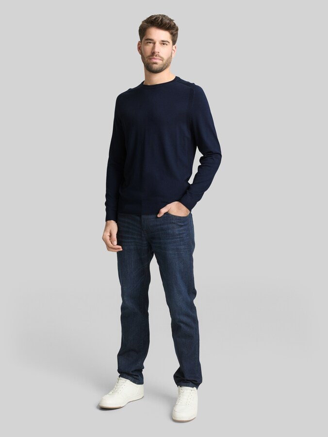 Basic Strickpullover mit Rundhalsausschnitt von Men, sky captain blue