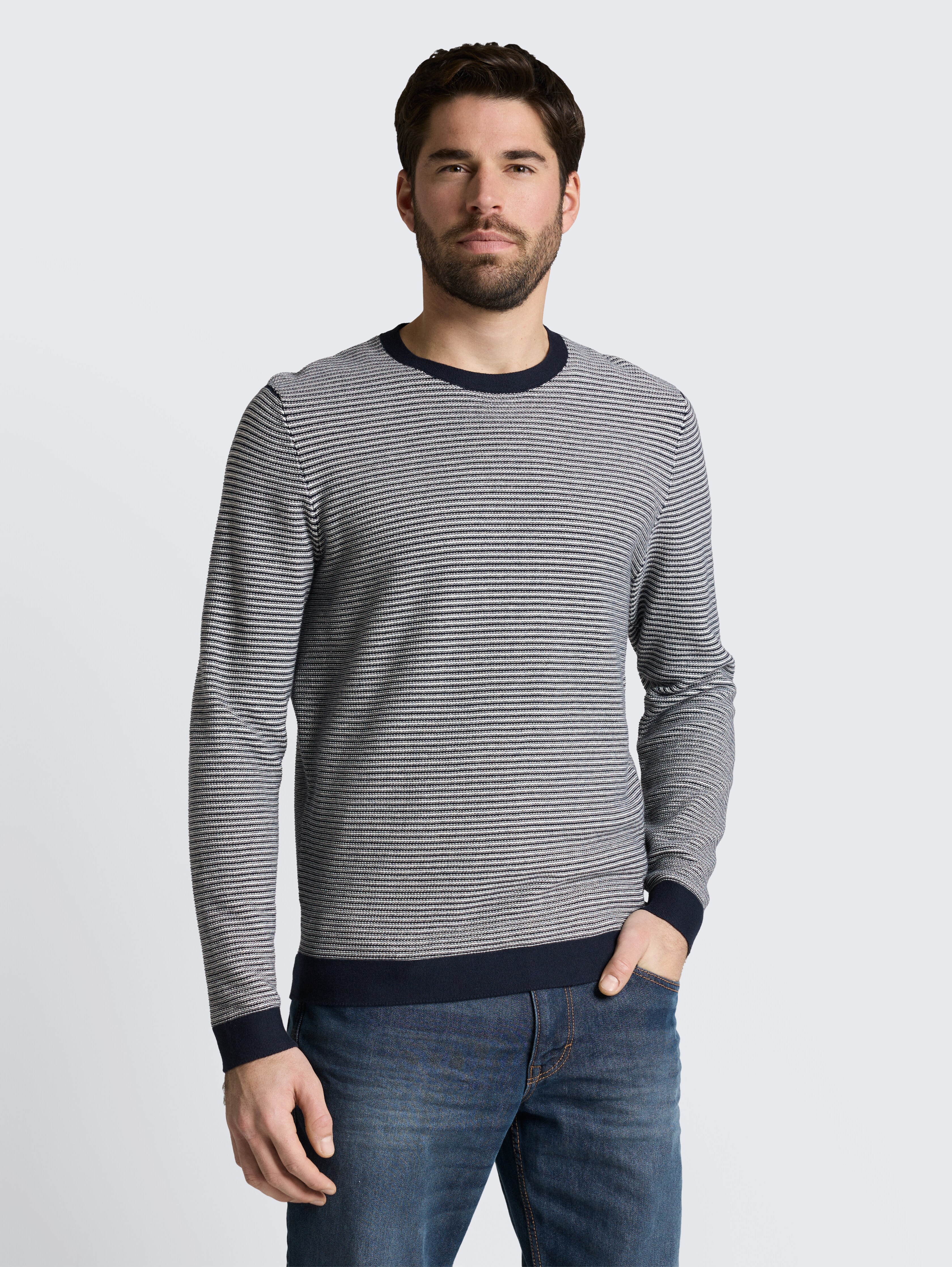 Strickpullover aus Baumwolle von Men, structured stripe navy white