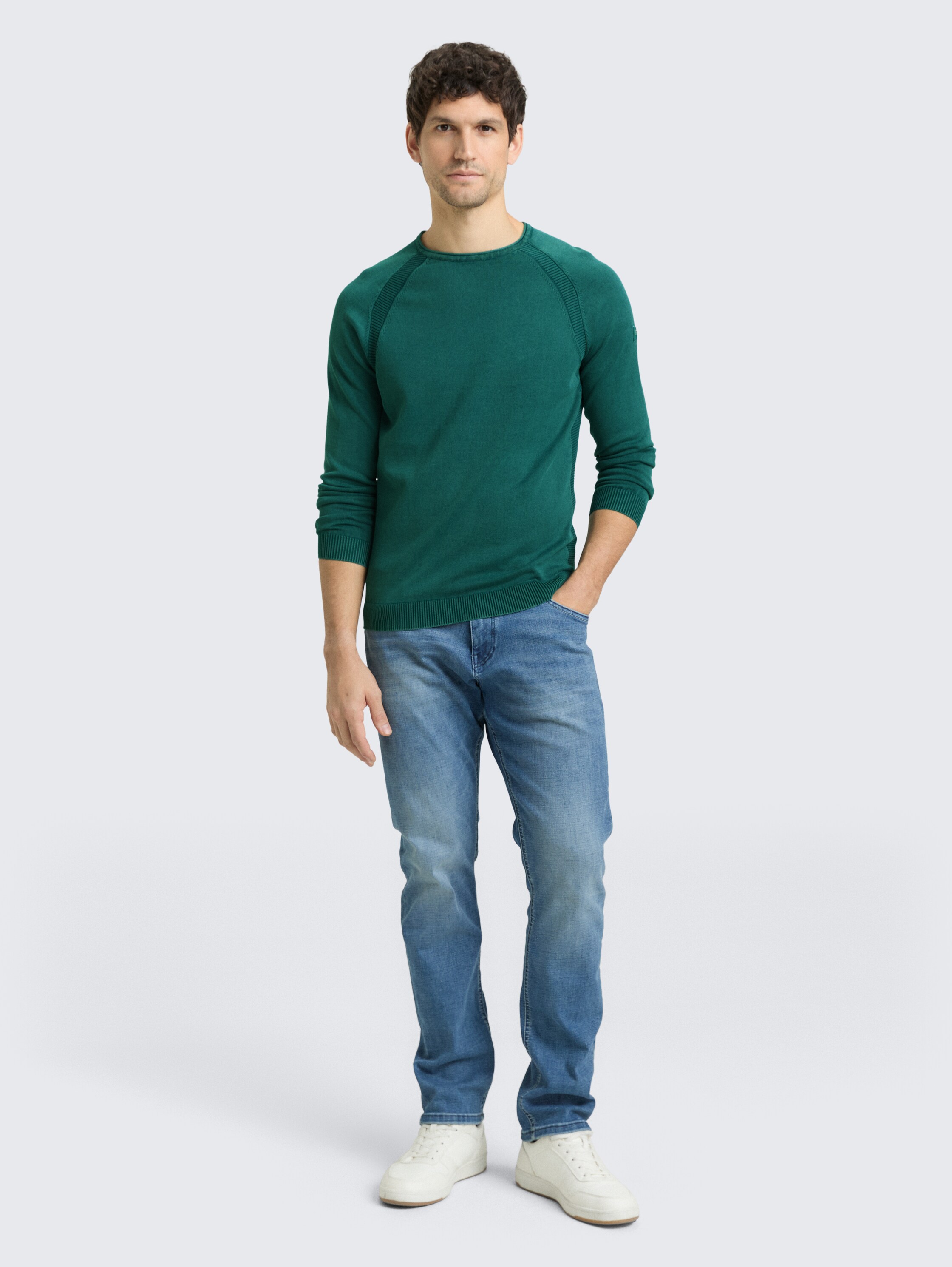 Knitted jumper made from cotton - Deep Meadow Green - Model front view