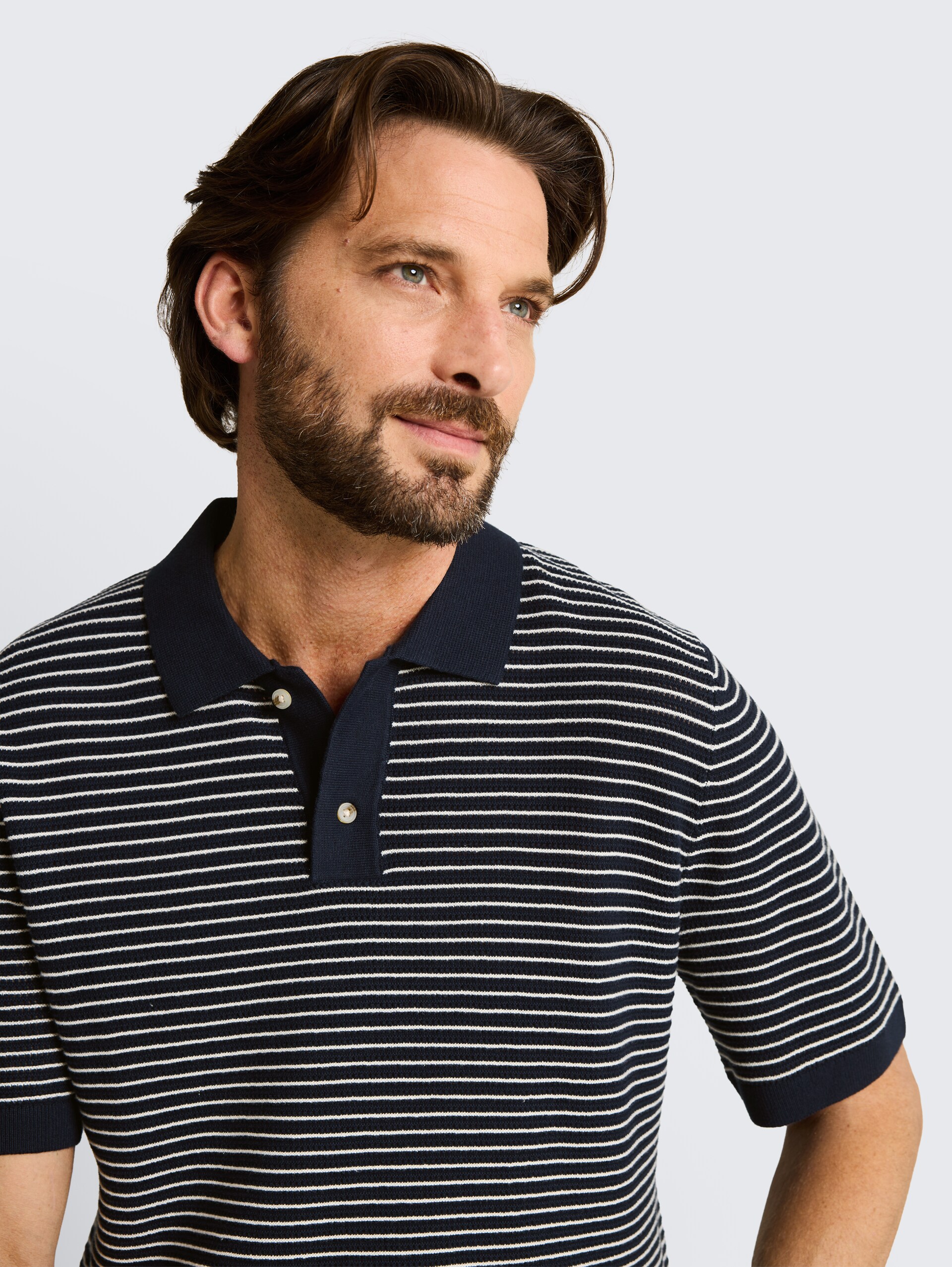 Strickpullover mit Polokragen - navy offwhite stripe - Detail-Model-Ansicht