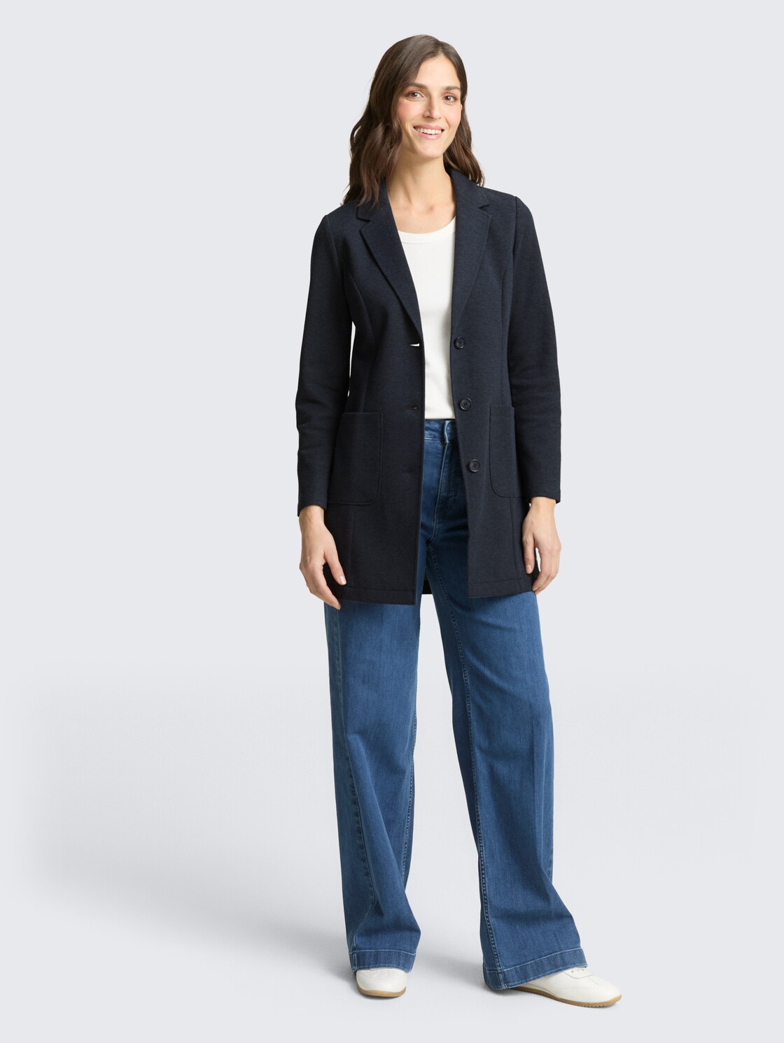 Slim Fit Mantel mit aufgesetzten Taschen - blue melange pique - seitliche Model-Ansicht