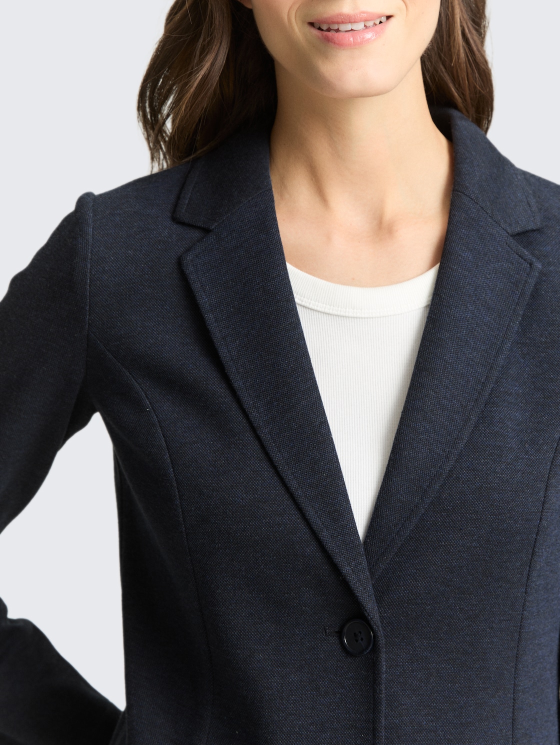 Slim Fit Mantel mit aufgesetzten Taschen - blue melange pique - Detail-Model-Ansicht