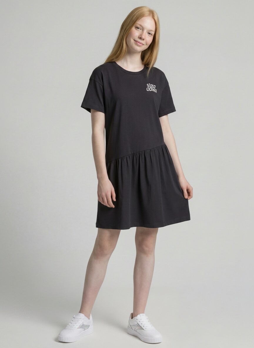 Mini-Kleid mit Print - coal grey - seitliche Model-Ansicht