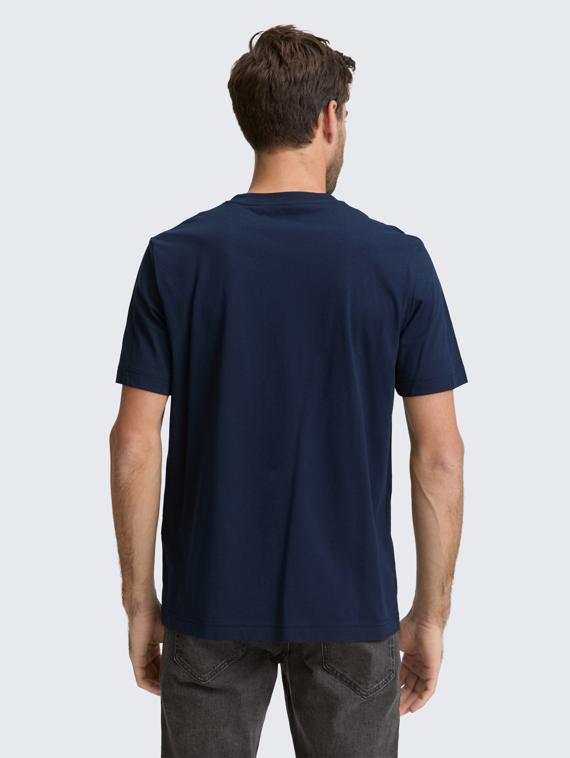 T-Shirt mit Logo-Print - sky captain blue - Auschnitt Model-Rückansicht