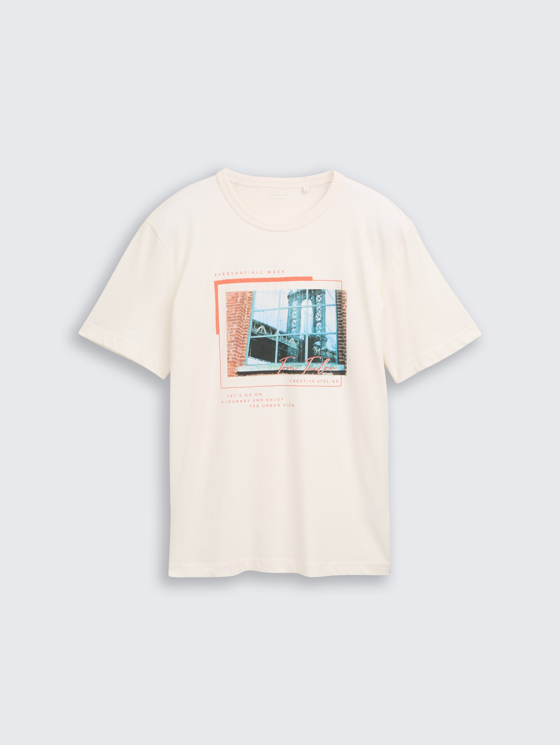 T-Shirt mit Fotoprint - Gardenia White - Vorder-Produkt-Ansicht