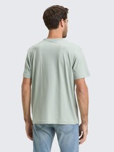 T-shirt à imprimé photo - soft greyish green - Découpe Vue arrière du modèle