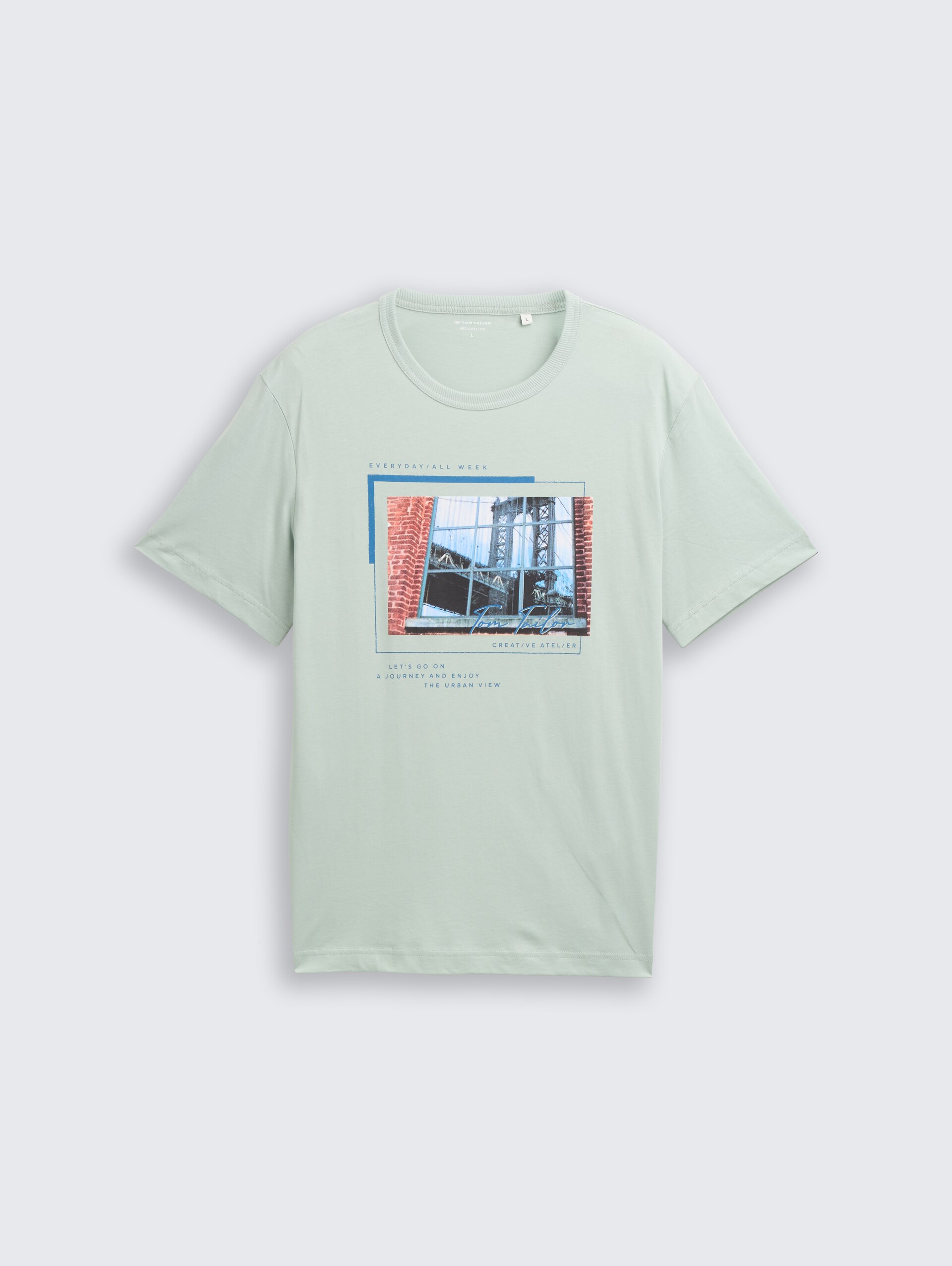 T-Shirt mit Fotoprint - soft greyish green - Vorder-Produkt-Ansicht