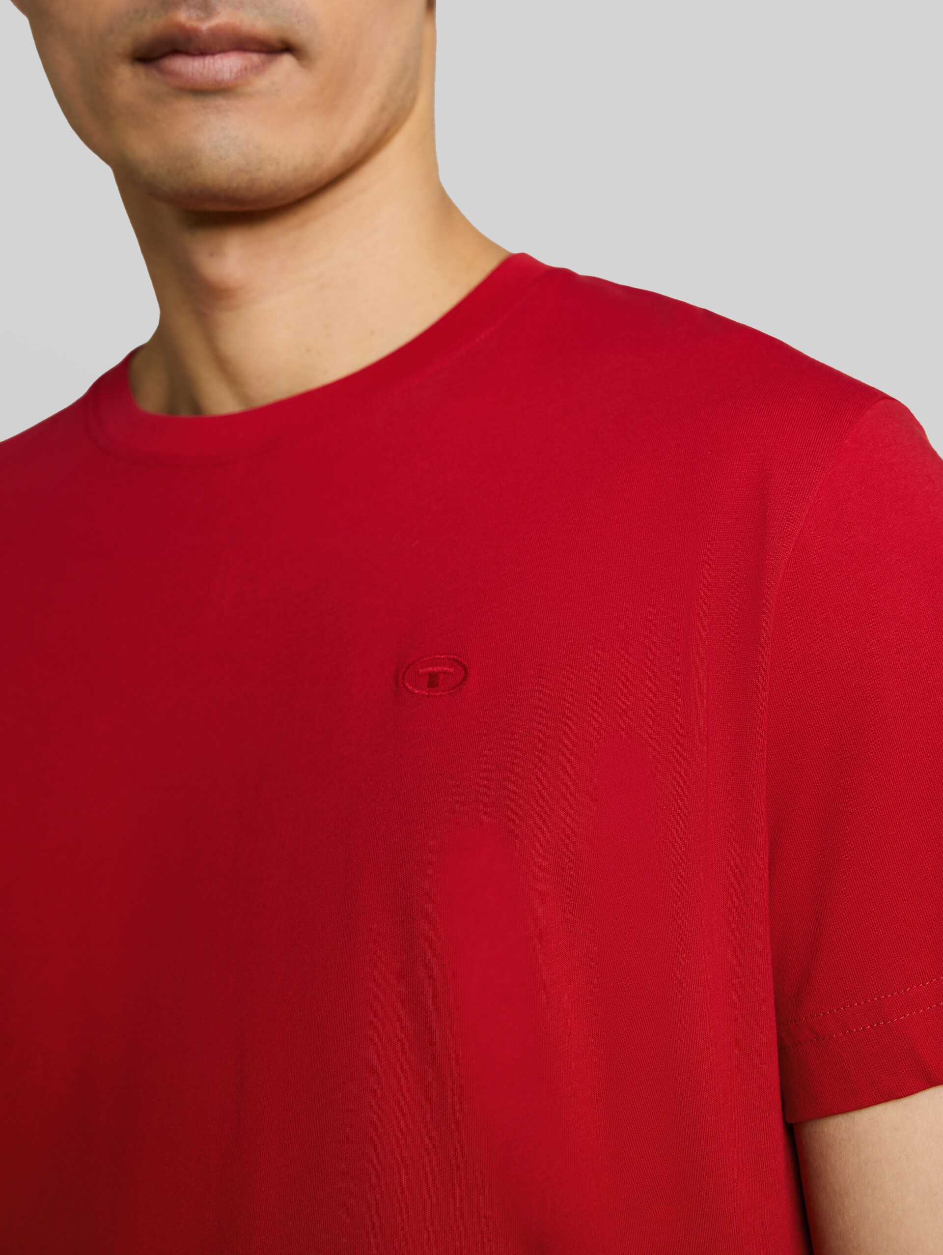 T-shirt avec logo brodé - Samba Red - Vue détaillée du modèle