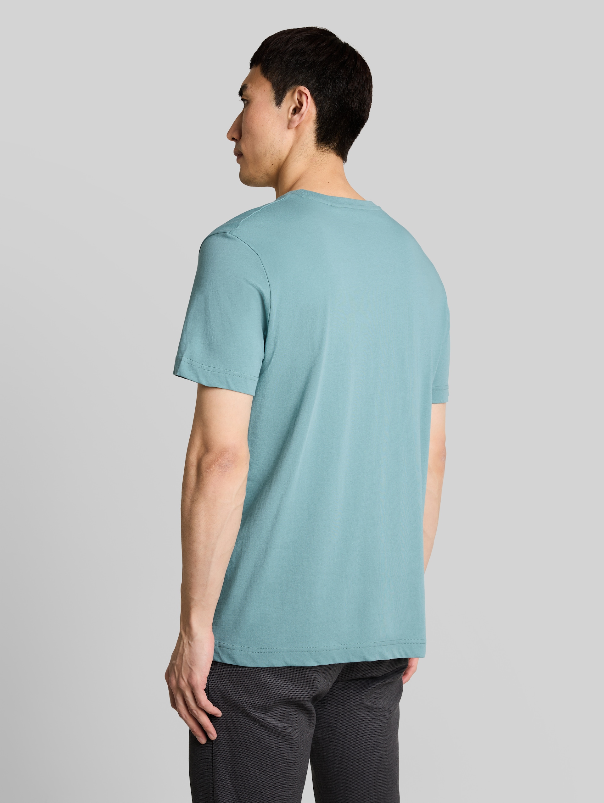 T-shirt avec logo brodé - Mineral Stone Blue - Découpe Vue arrière du modèle