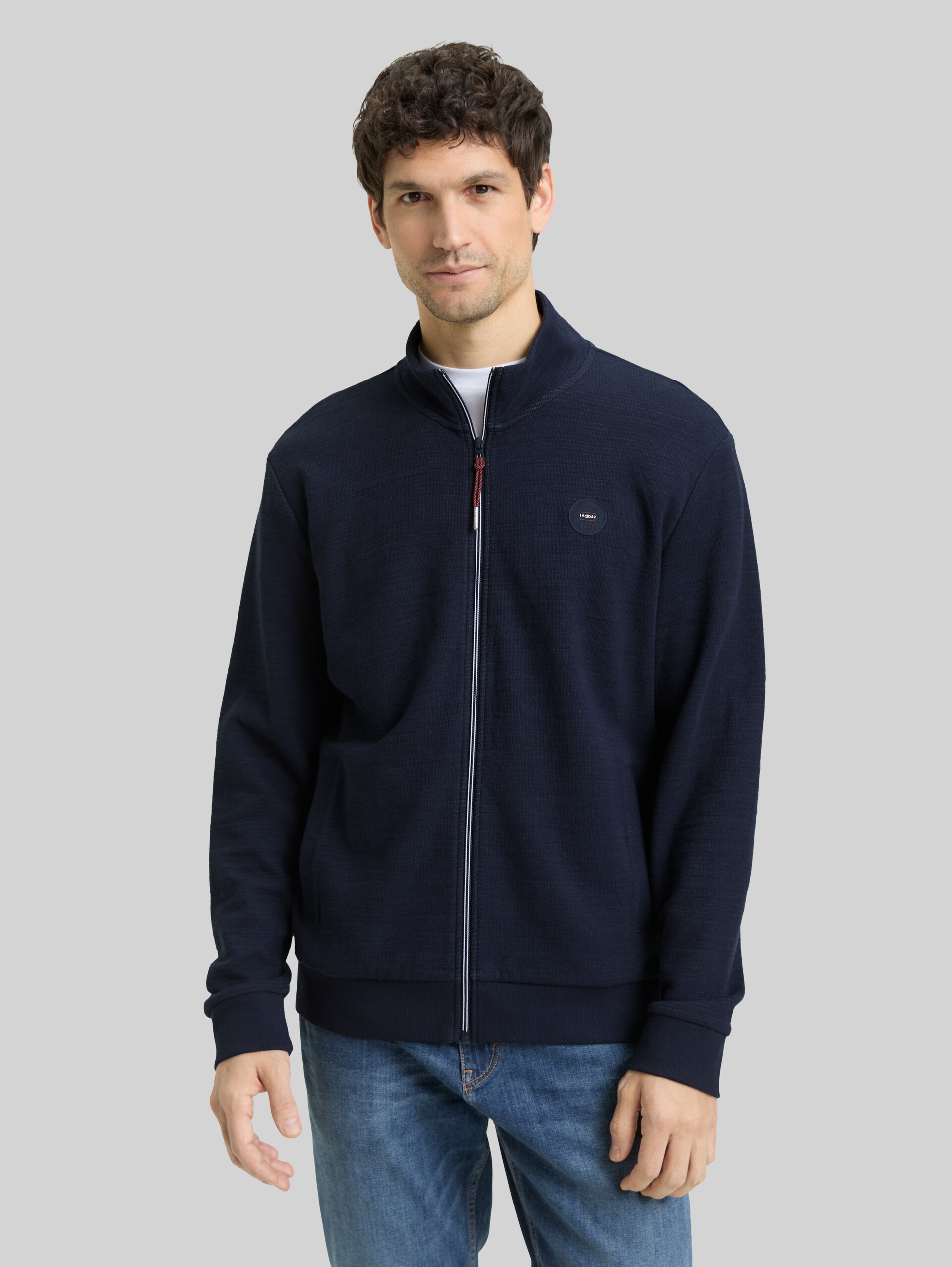 Sweat jacket with logo badge - sky captain blue - Neckline model front view