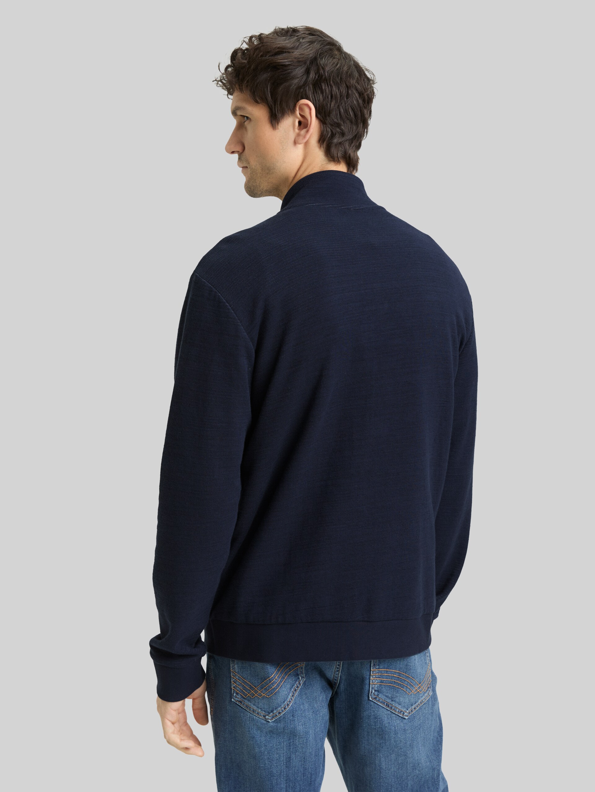 Sweat jacket with logo badge - sky captain blue - Neckline model-back view