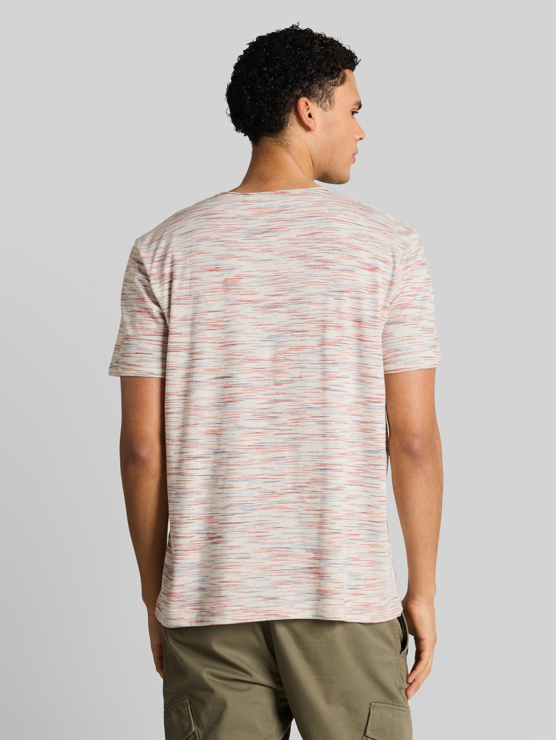 T-shirt in melange look - white orange blue multi inject - Neckline model-back view