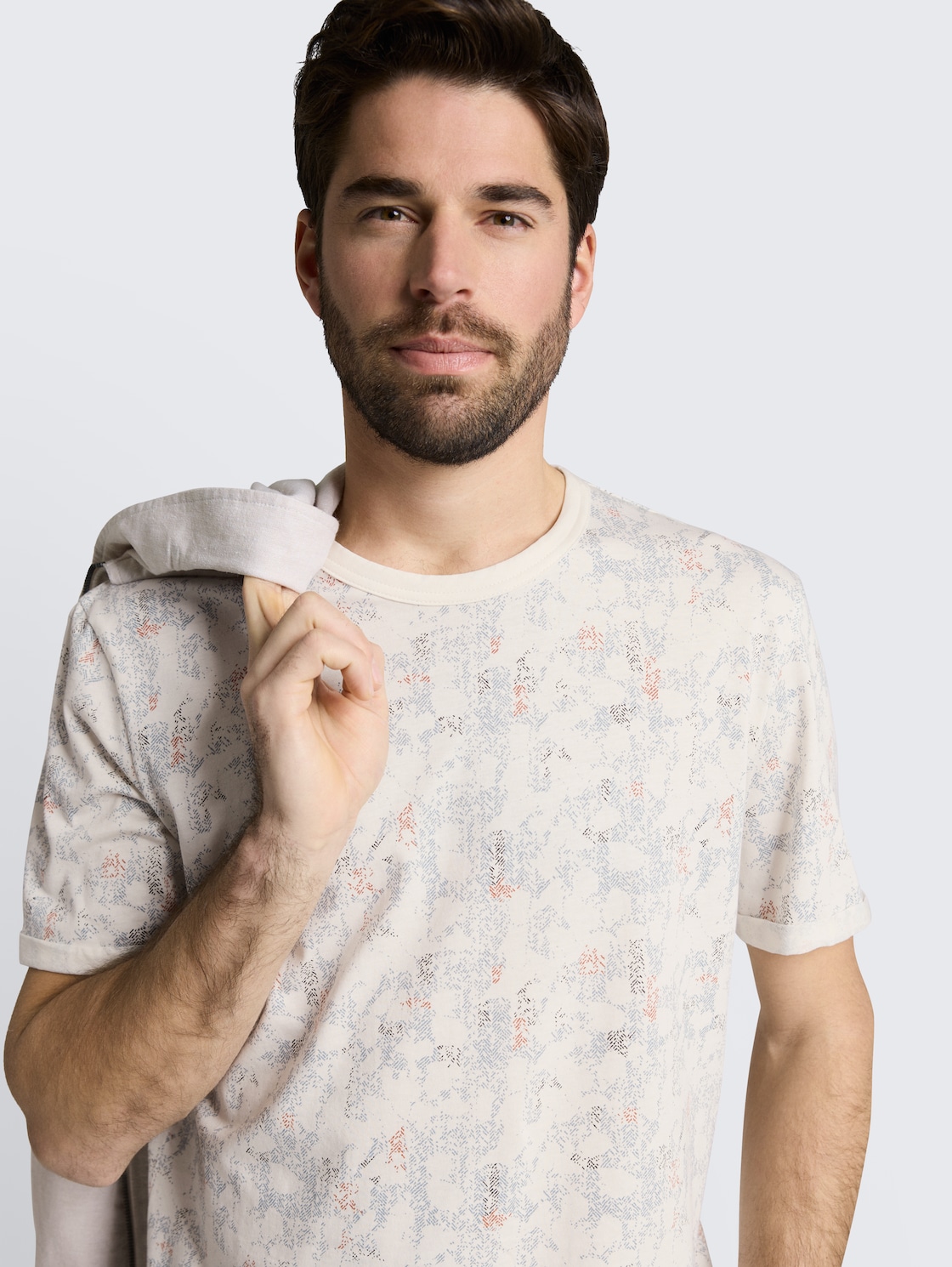 T-Shirt mit Muster - offwhite structure design - Detail-Model-Ansicht