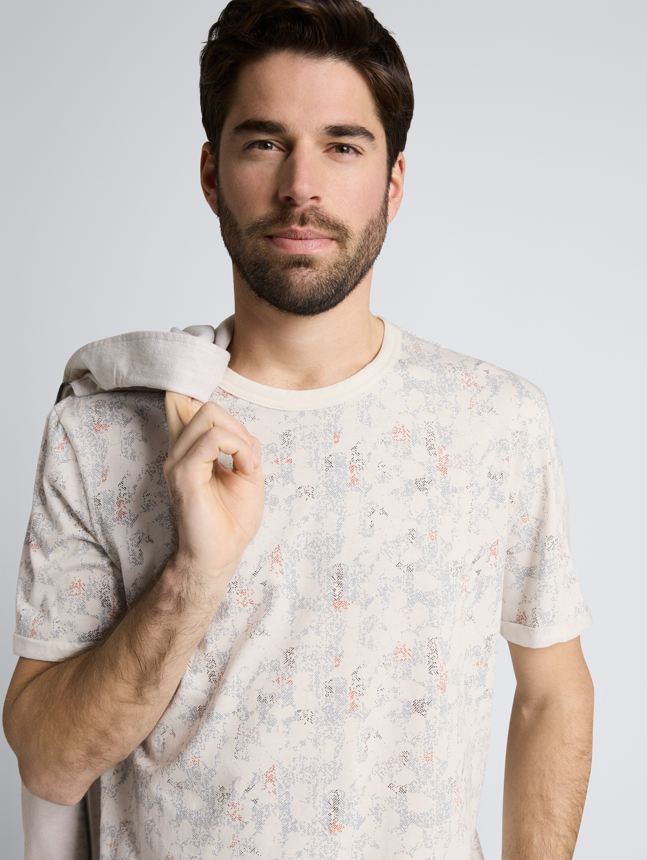 T-Shirt mit Muster - offwhite structure design - Detail-Model-Ansicht