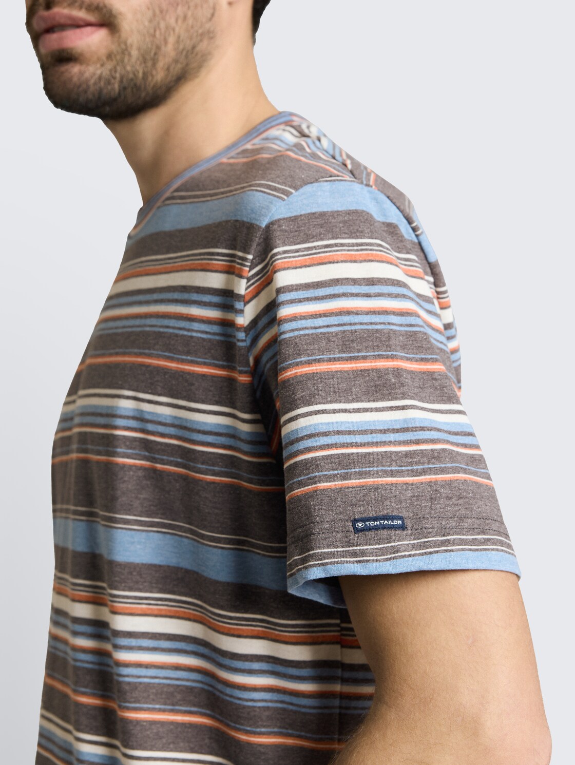T-Shirt mit Streifenmuster - grey blue multicolor stripe - Detail-Model-Ansicht