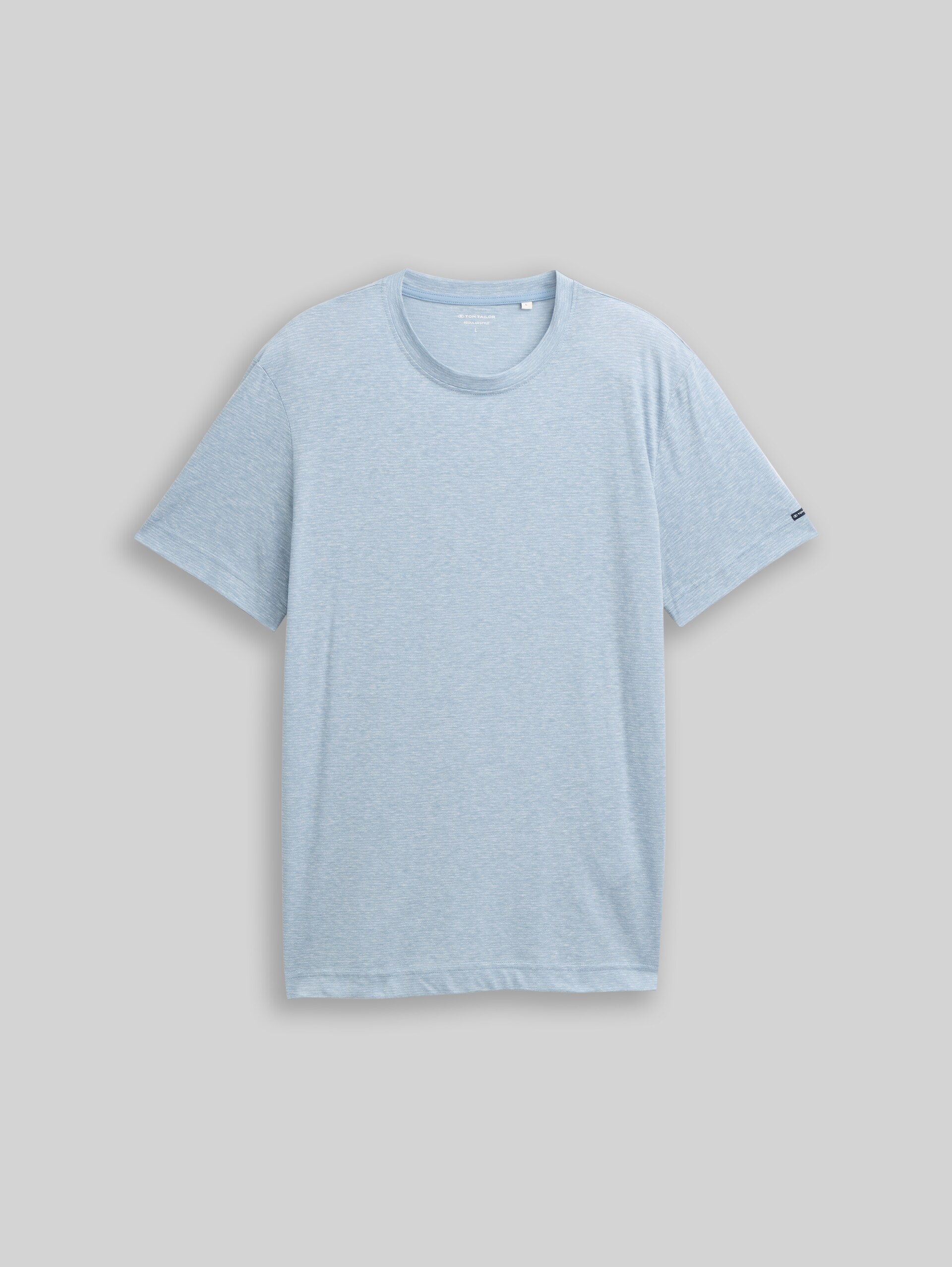 T-shirt with fine stripe pattern - spring blue fine stripe - Front product view