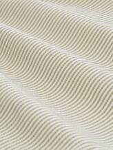 Seersucker Badeshorts mit Streifenmuster - green beige vertical stripe - Material-Ansicht