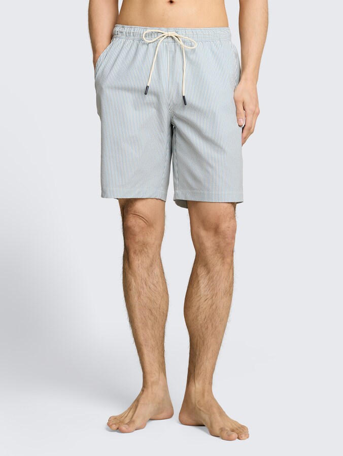 Seersucker Badeshorts mit Streifenmuster von Men, blue beige vertical stripe