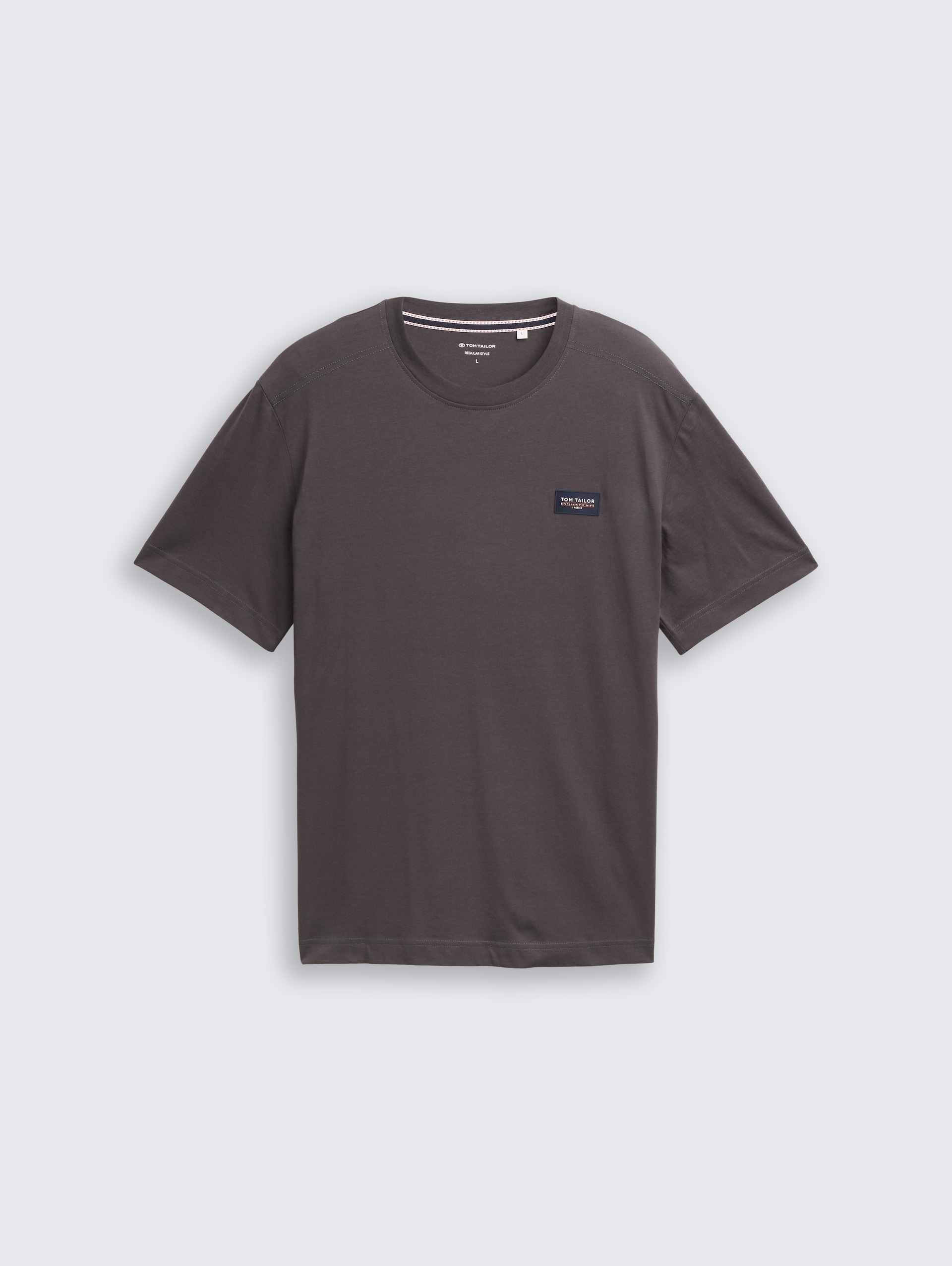 T-Shirt aus Baumwolle mit Logo-Badge - Tarmac Grey - Vorder-Produkt-Ansicht