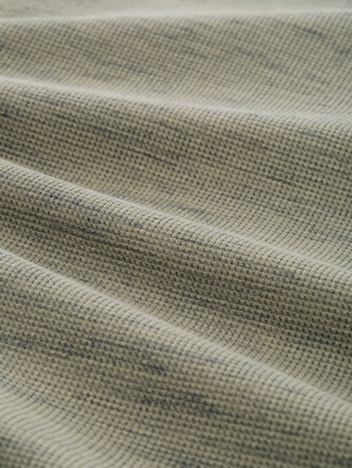 T-Shirt mit Waffelstruktur - olive grey waffle inject - Material-Ansicht