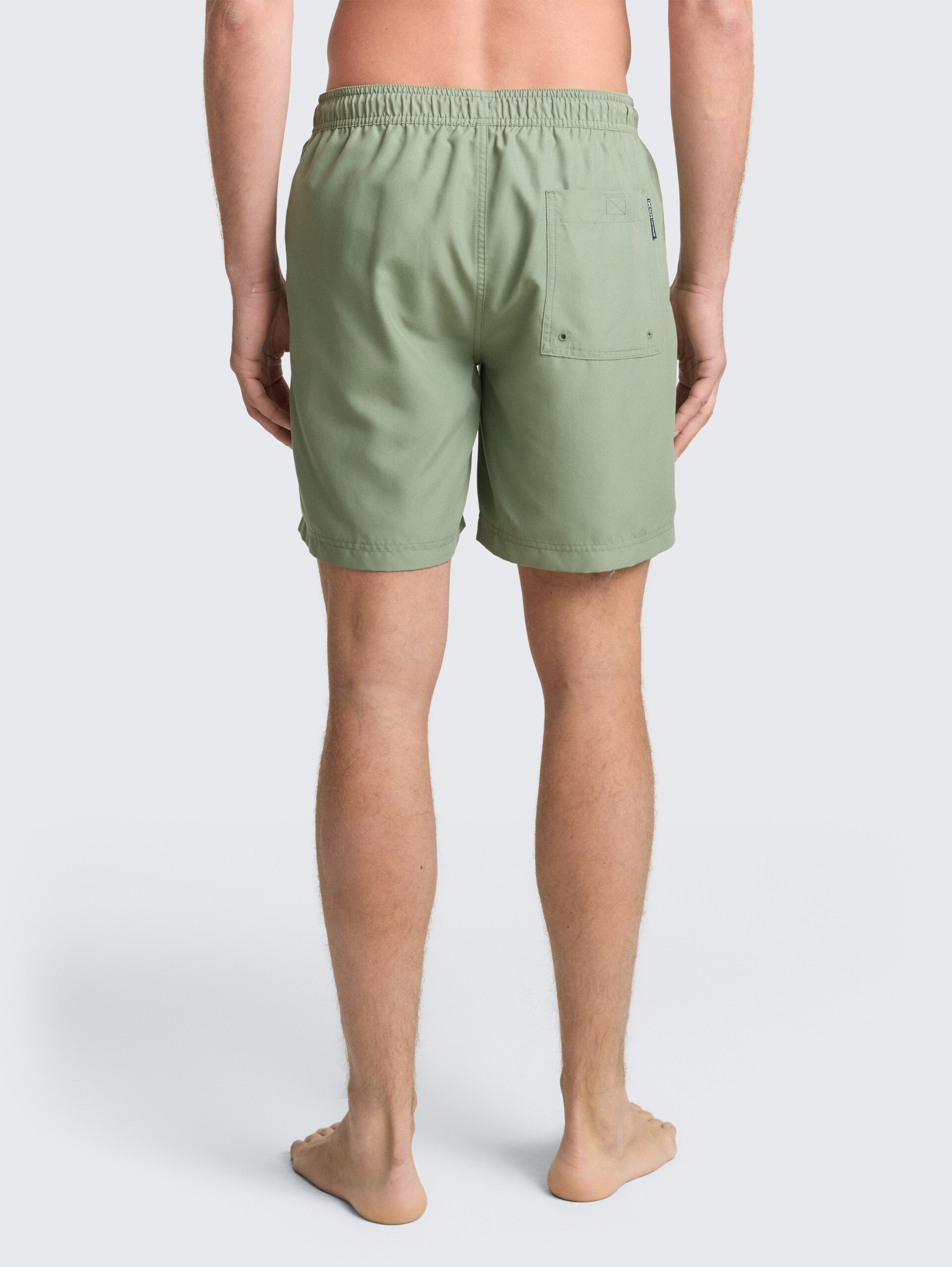 Basic Badeshorts - Sea Spray - Auschnitt Model-Rückansicht