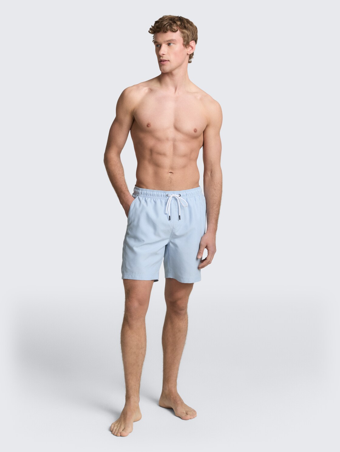 Basic swim shorts - smart light blue - Neckline model-back view