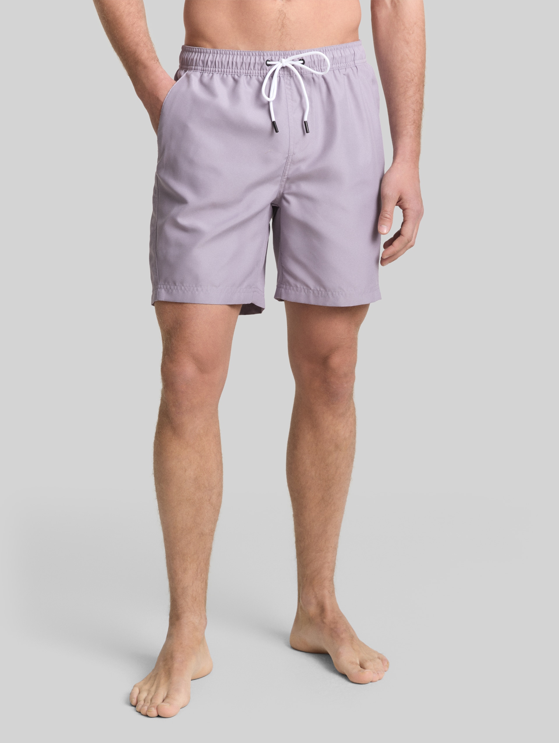 Short de bain basique - soft lilac grey - Découpe Vue de face du modèle