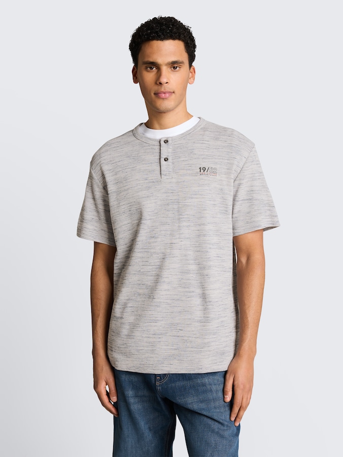 Henley T-Shirt in Melange-Optik von Men, white grey waffle inject