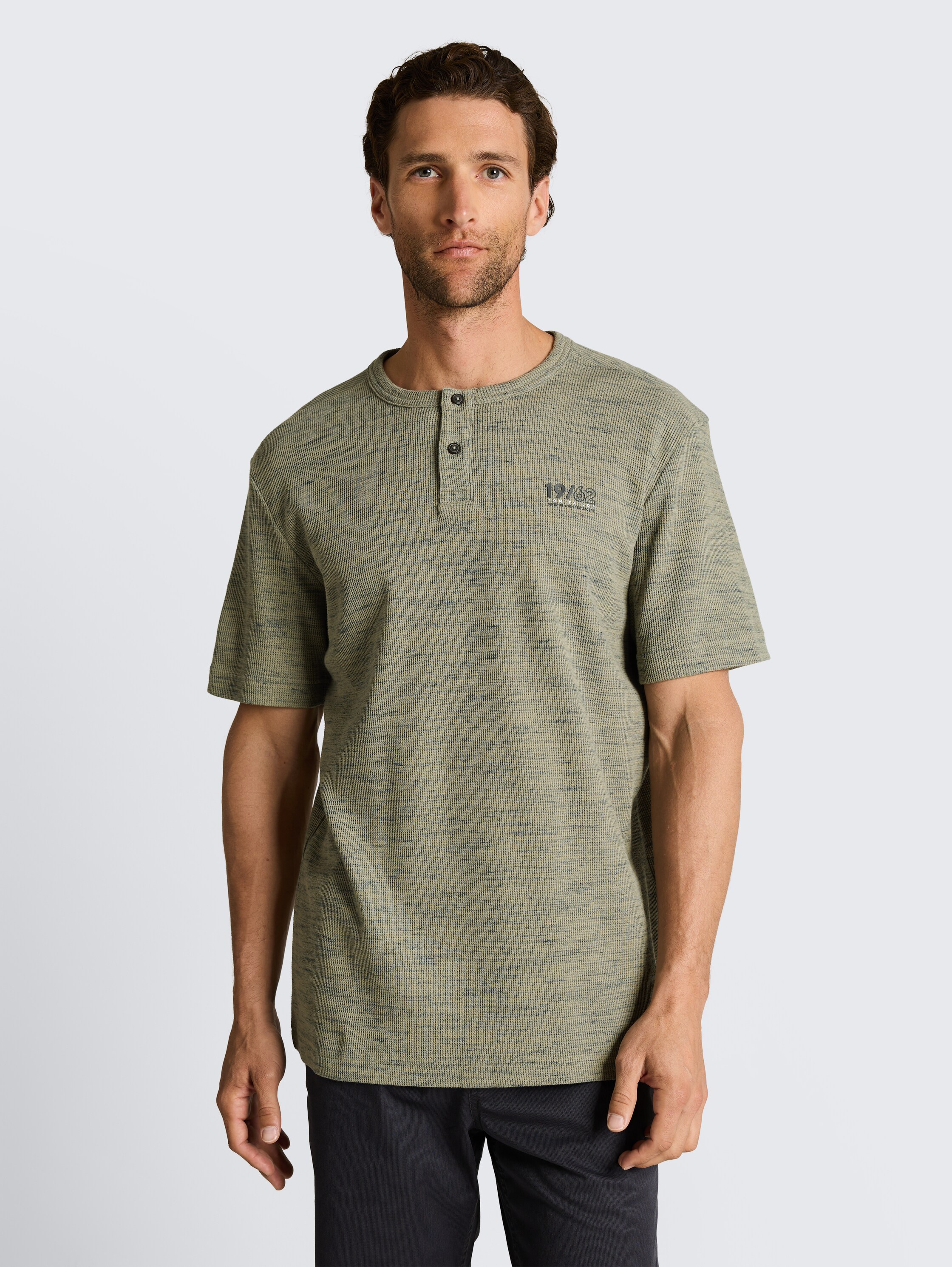 Henley T-shirt in gemêleerde look - olive_grey_waffle_inject - 