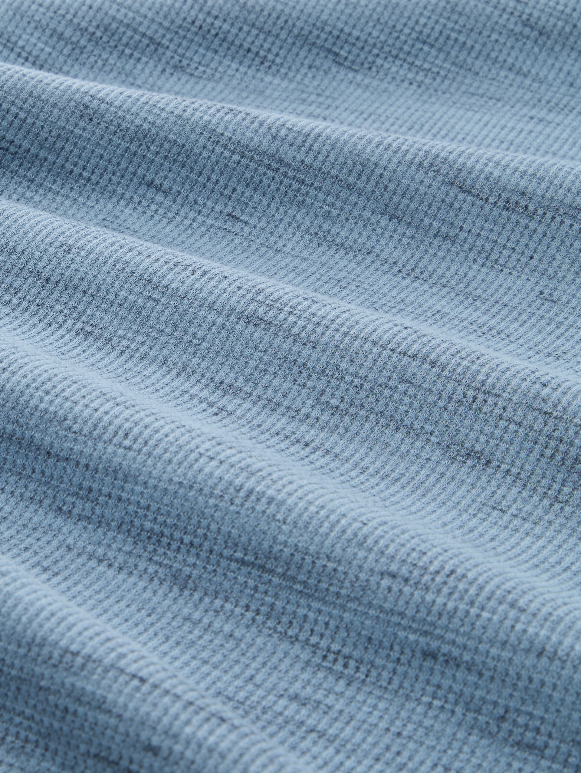 Henley T-Shirt in Melange-Optik - blue grey waffle inject - Material-Ansicht